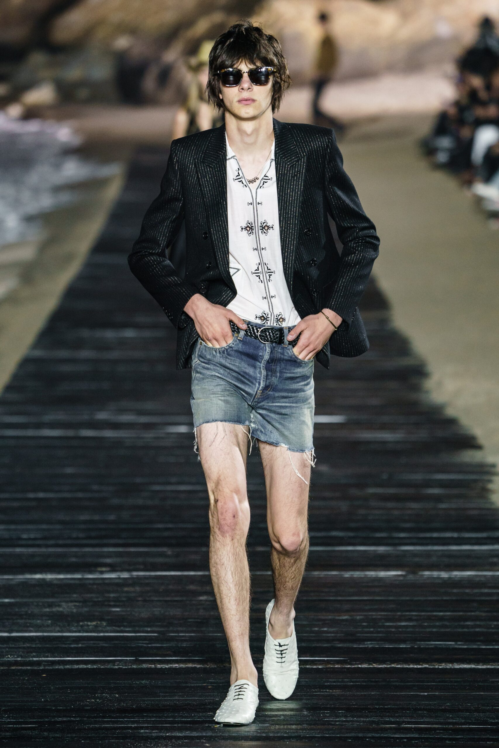Saint Laurent S/S 20 Menswear Look 31
