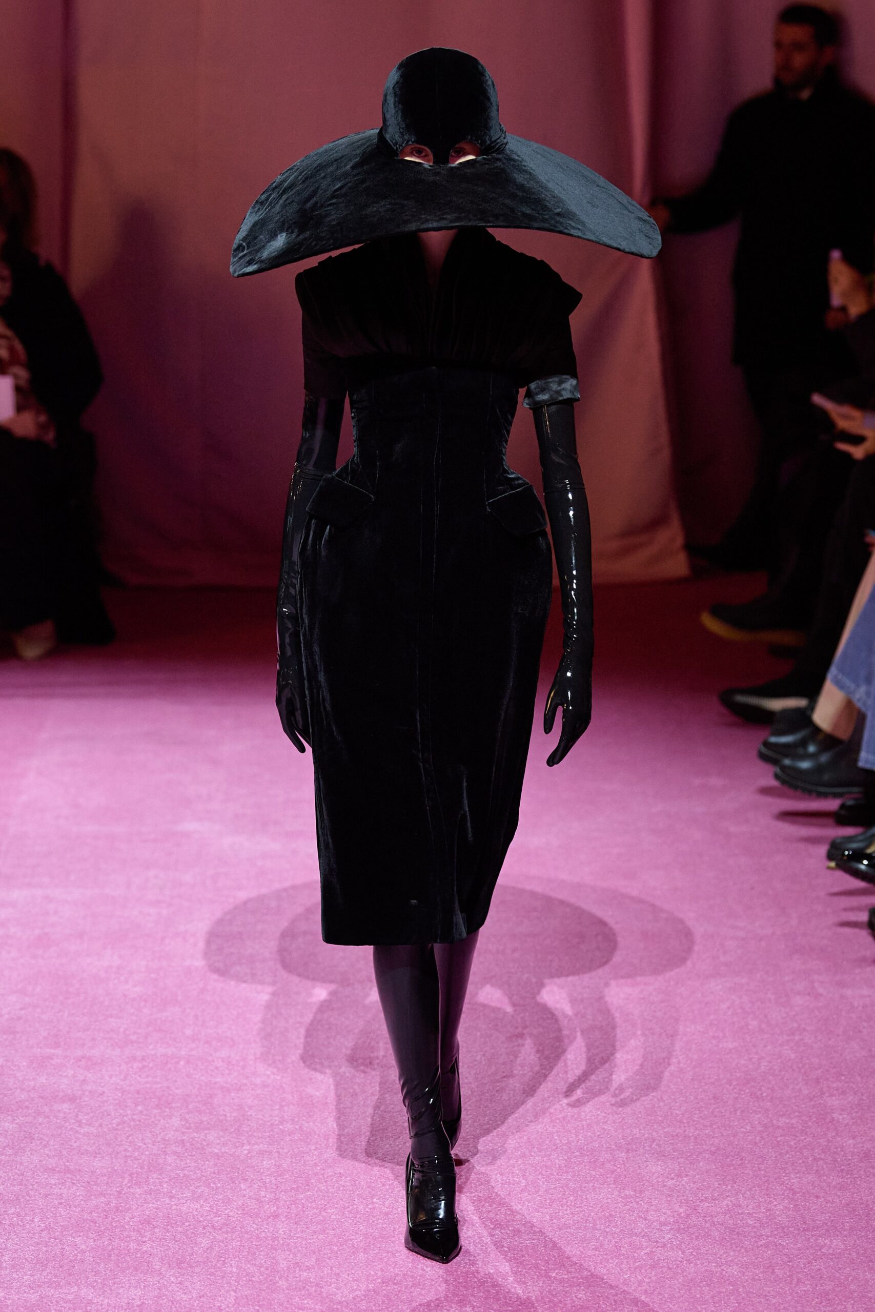 Richard Quinn F/W 22 Look 8