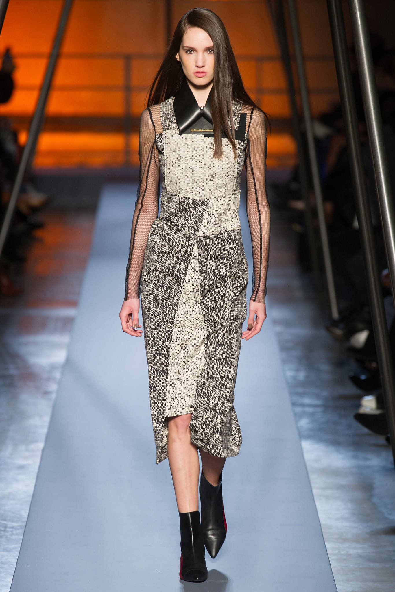 Roland Mouret F/W 14 Look 13