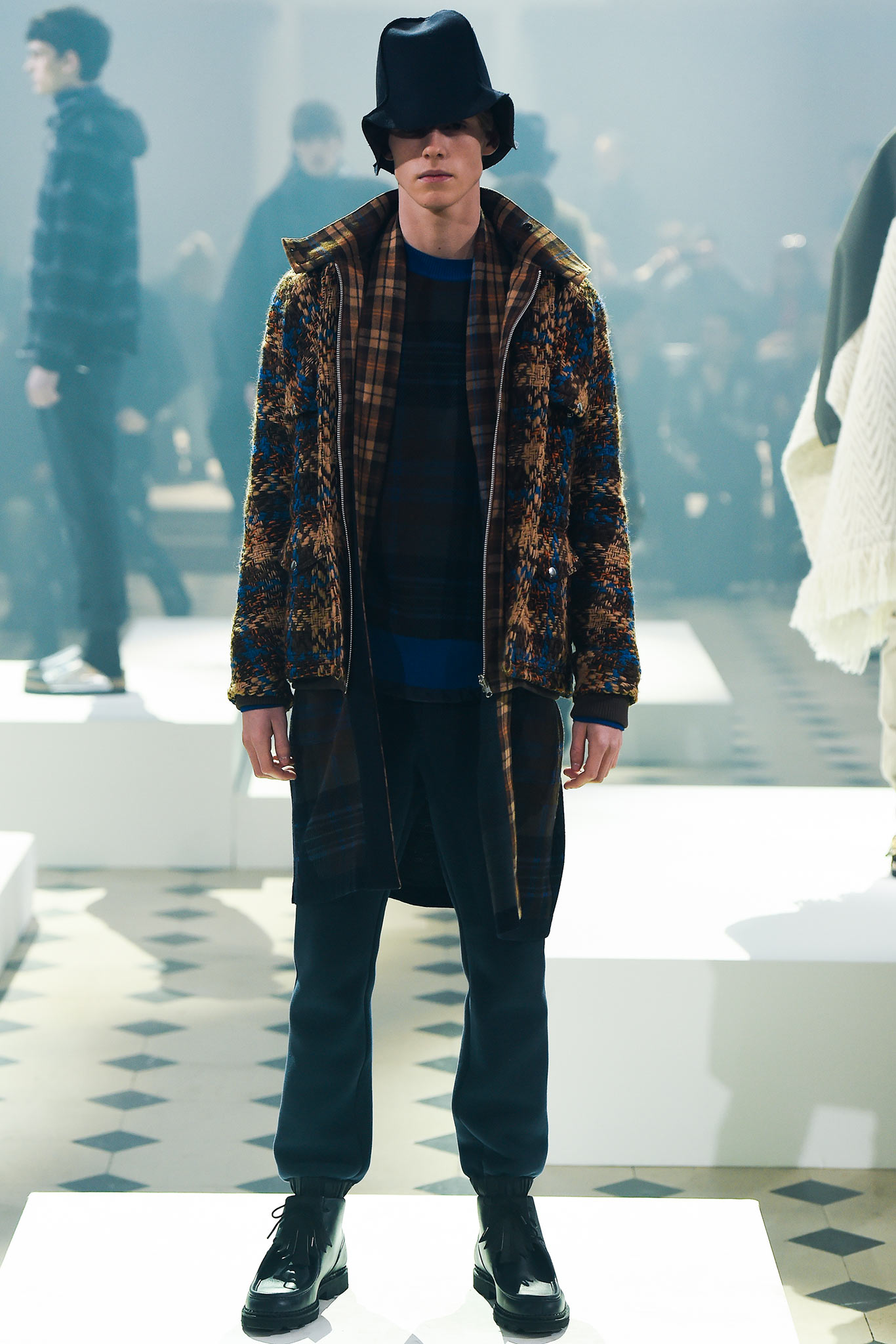 Sacai F/W 15 Menswear Look 1