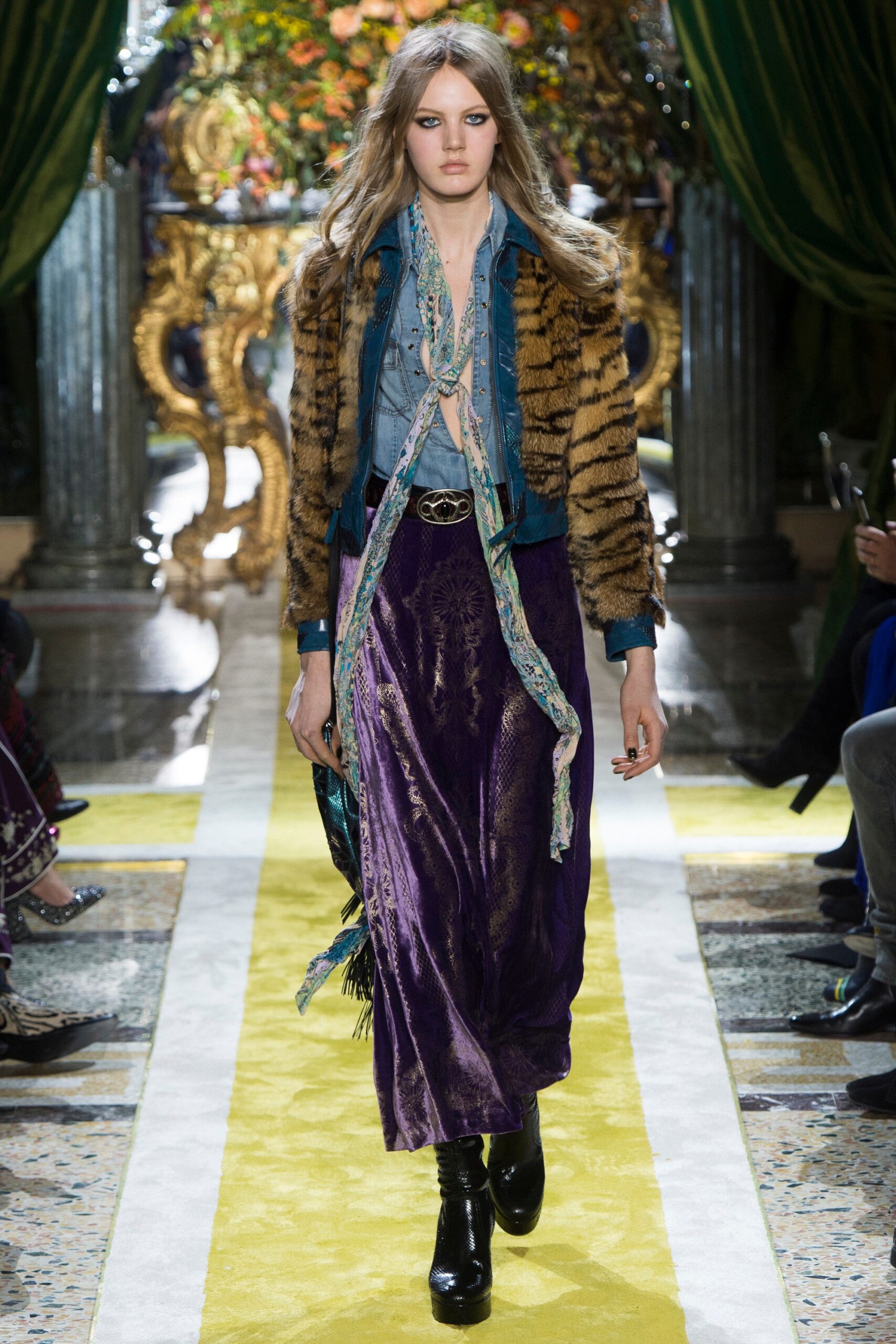 Roberto Cavalli F/W 16 Look 5