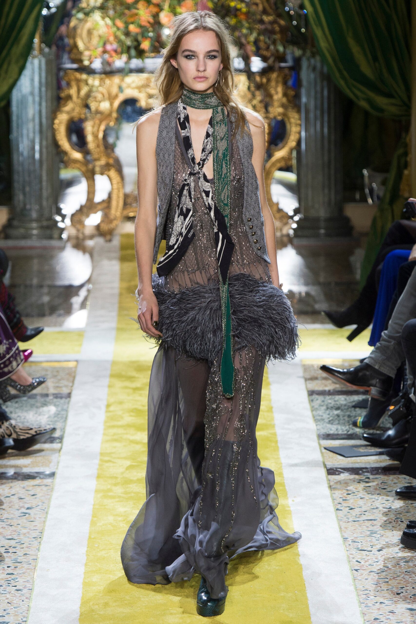 Roberto Cavalli F/W 16 Look 22