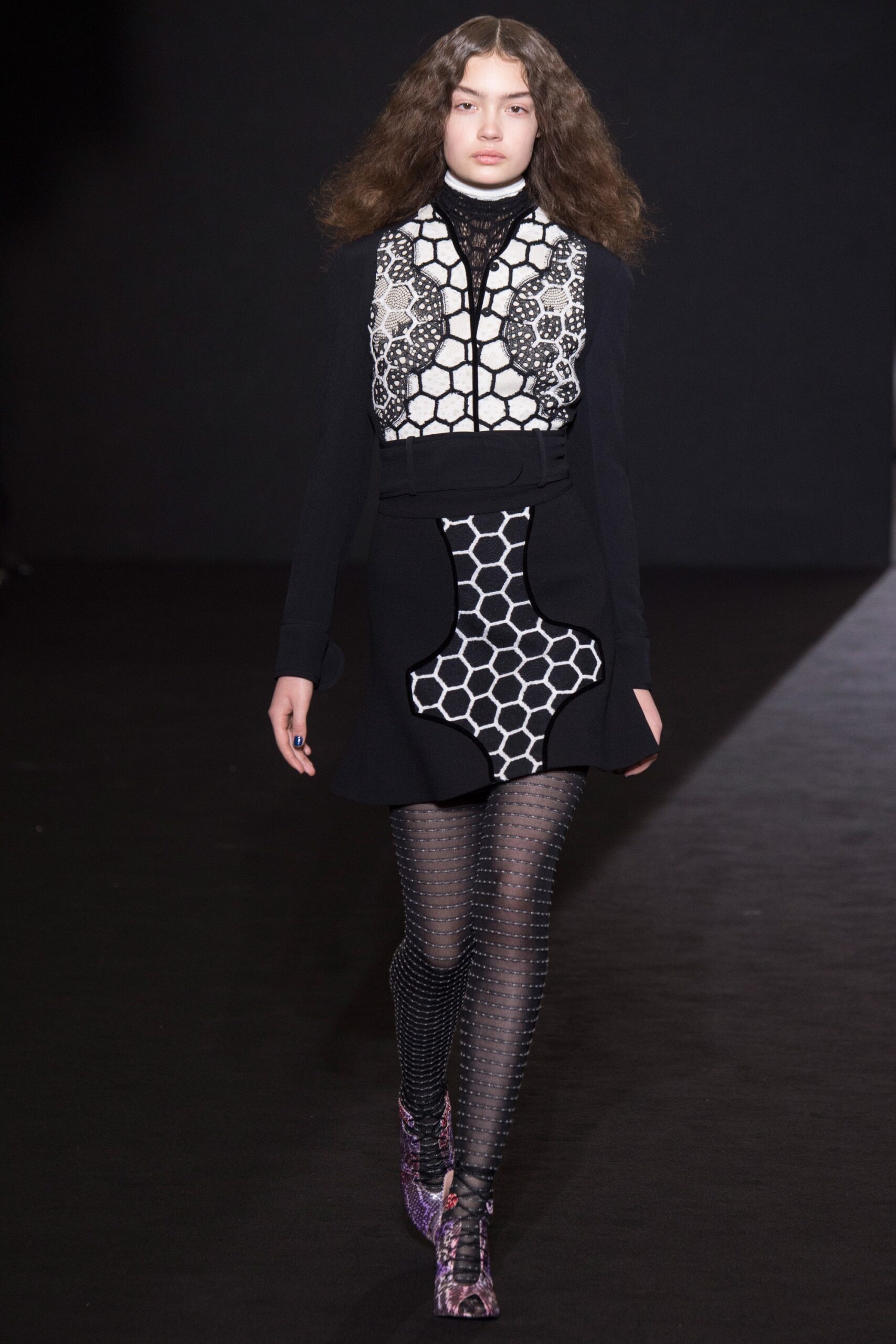 Roland Mouret F/W 16 Look 29