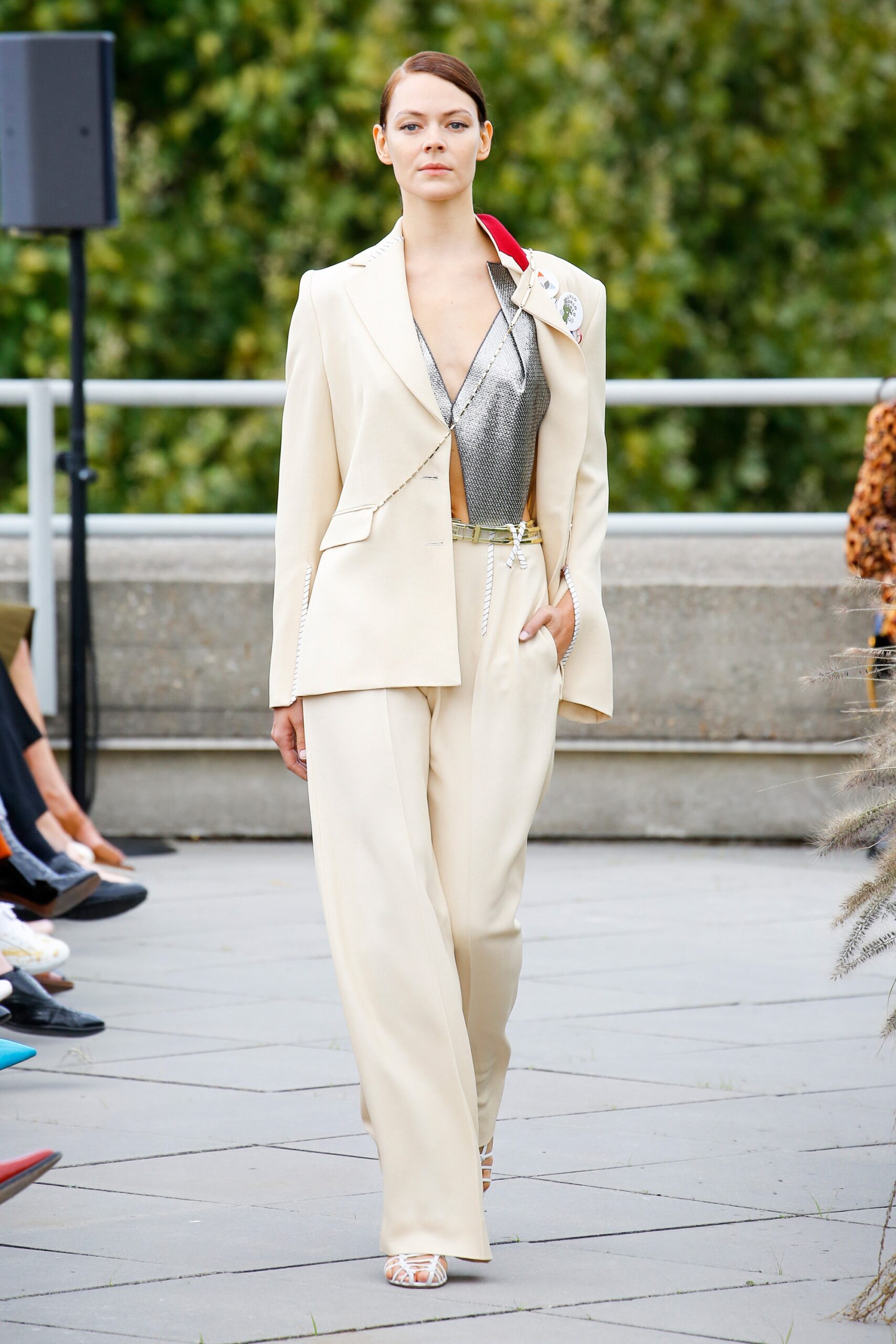Roland Mouret S/S 19 Look 2
