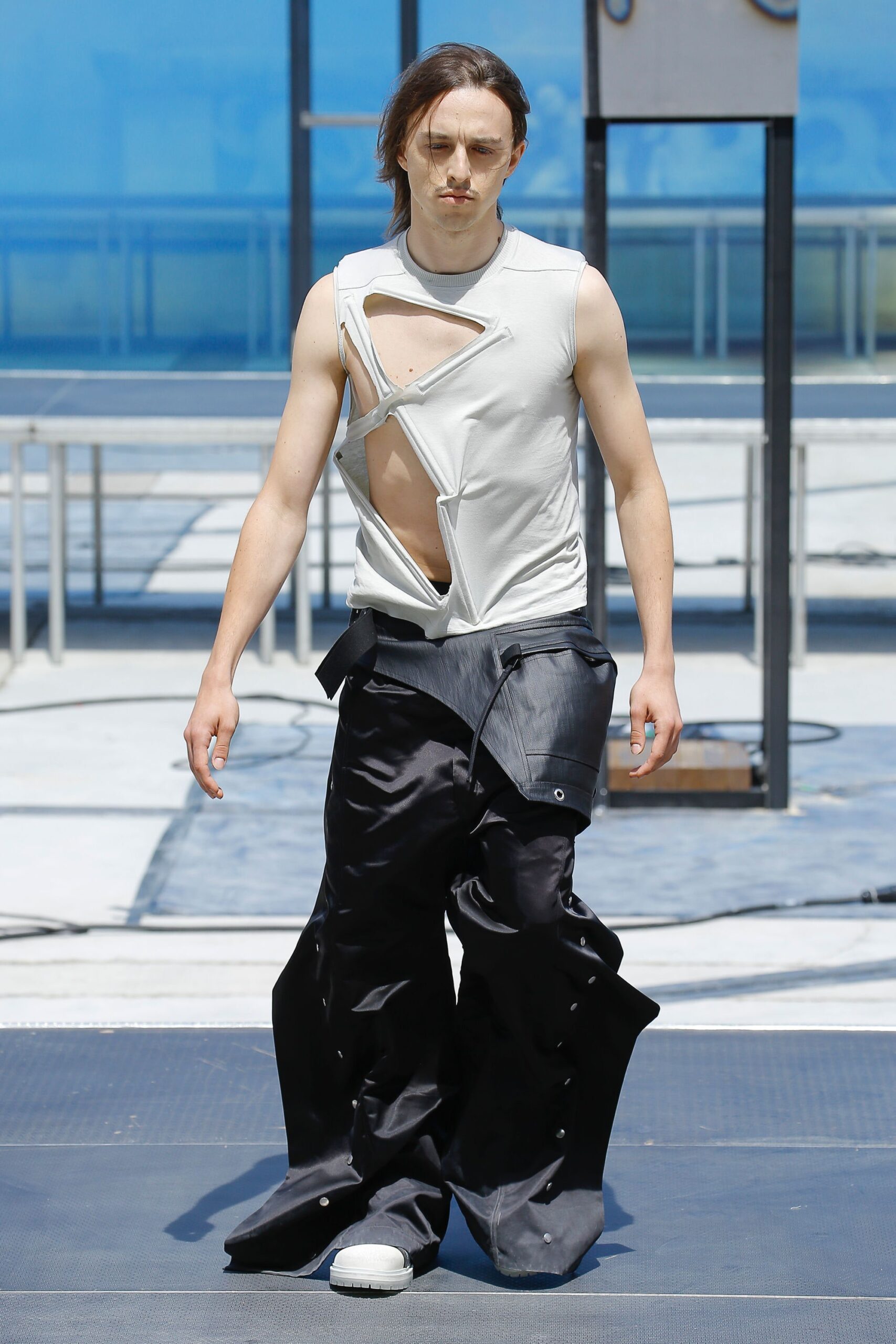 Rick Owens S/S 19 Menswear Look 1