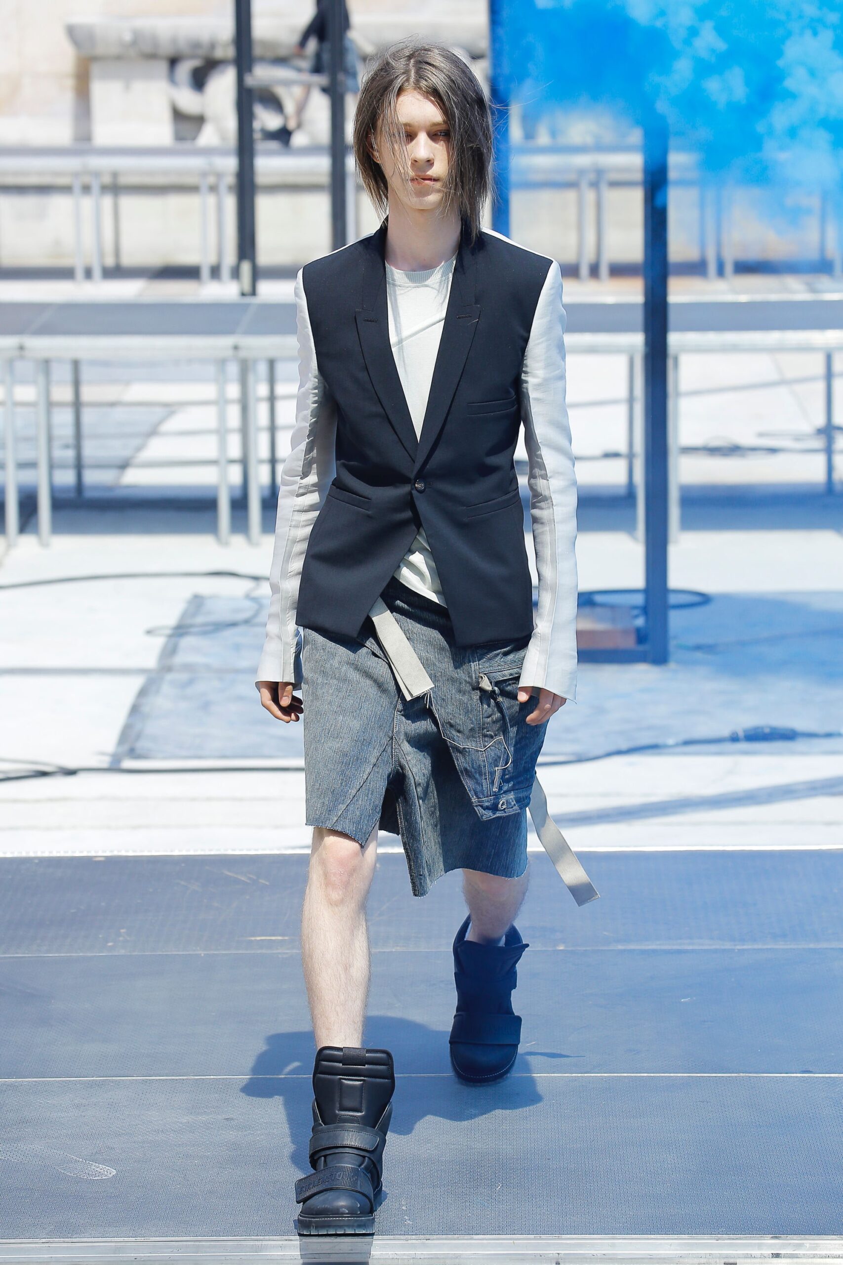 Rick Owens S/S 19 Menswear Look 8