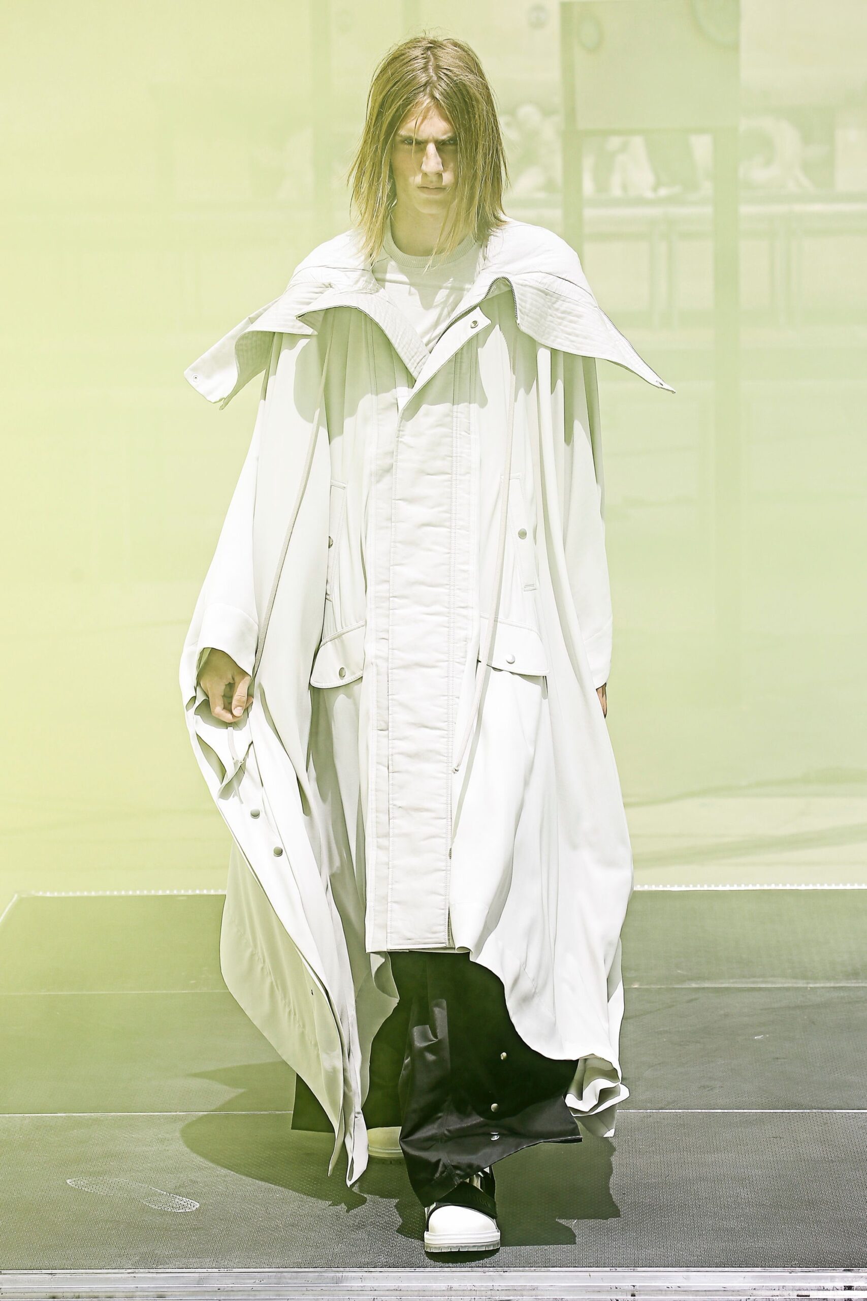Rick Owens S/S 19 Menswear Look 15