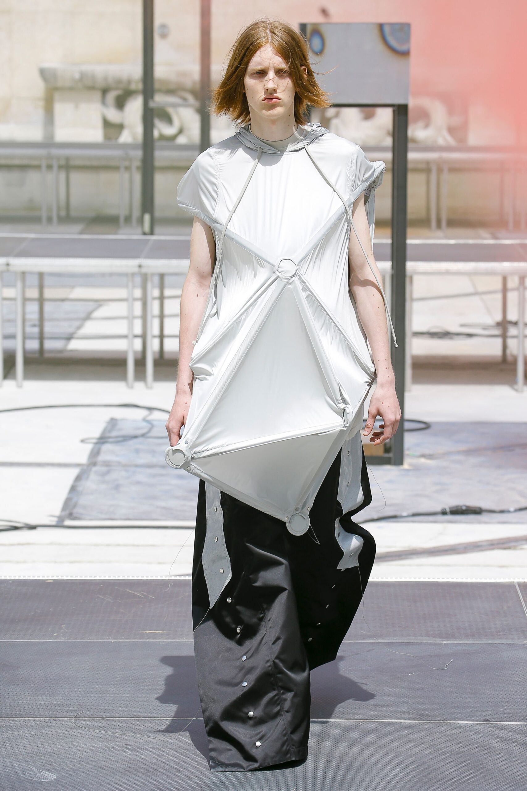 Rick Owens S/S 19 Menswear Look 19