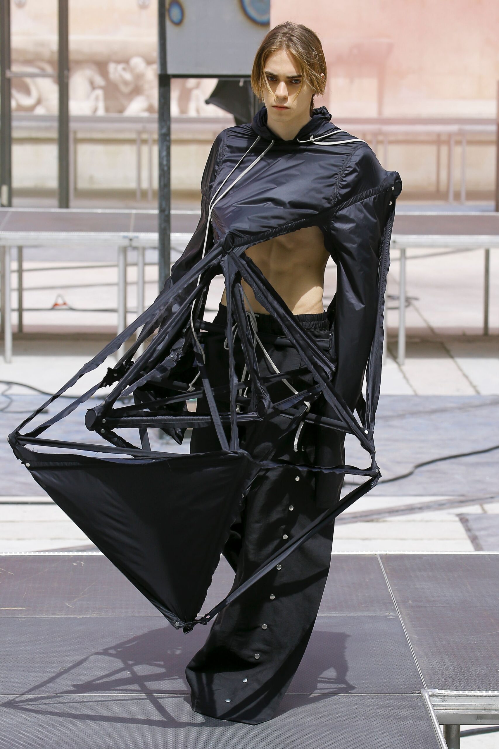 Rick Owens S/S 19 Menswear Look 20
