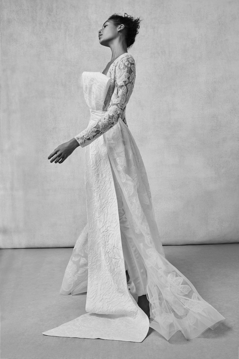 Sachin & Babi F/W 18 Bridal Look 2