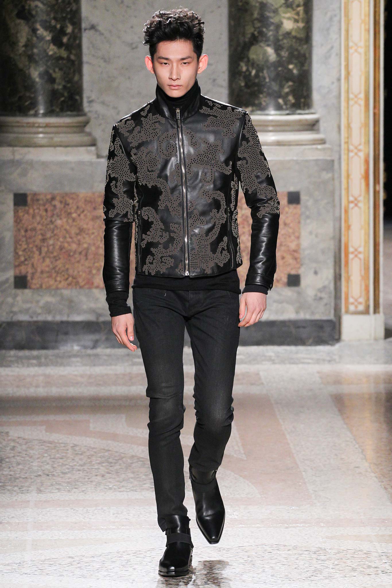 Roberto Cavalli Fall 2015 Menswear