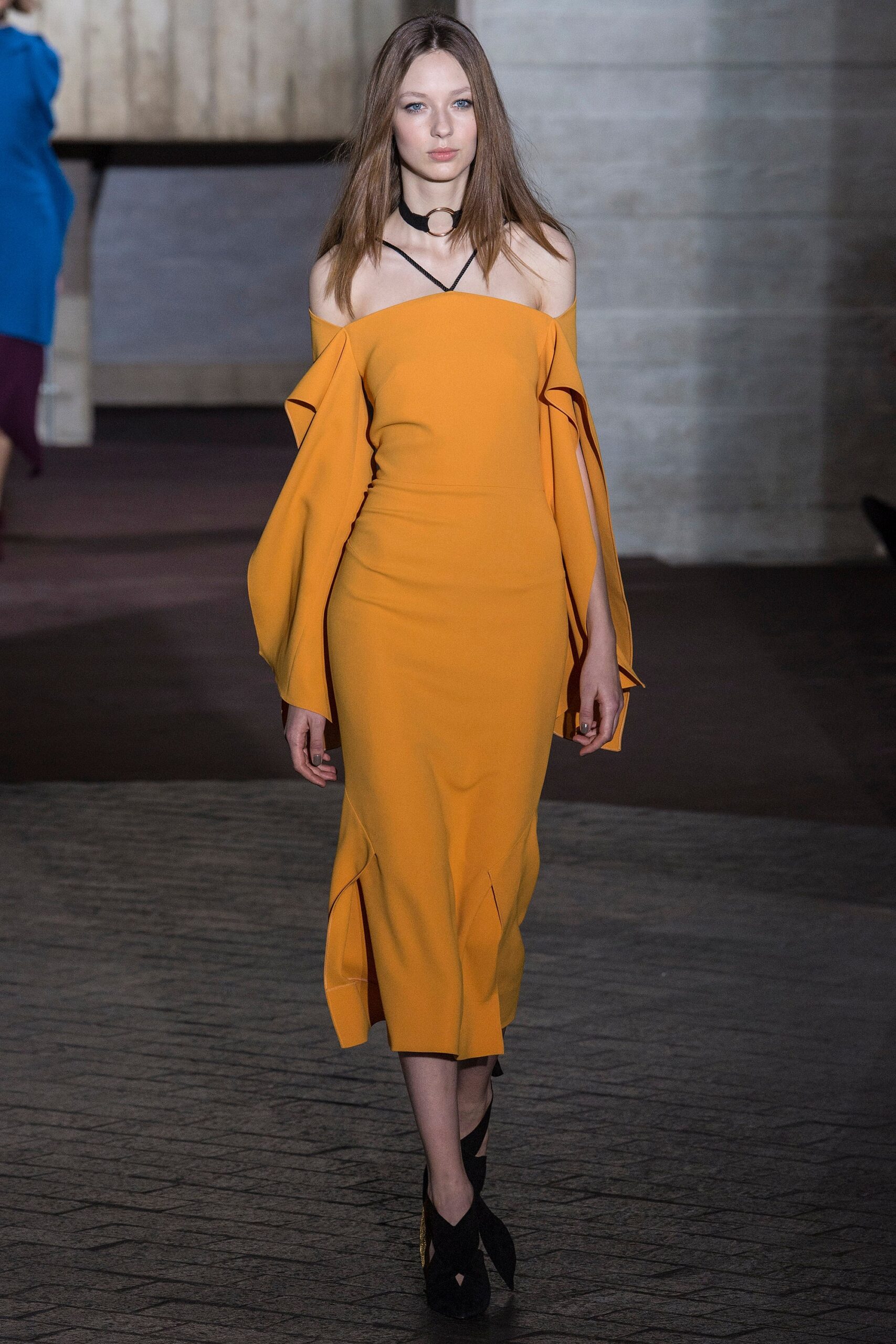 Roland Mouret F/W 17 Look 24
