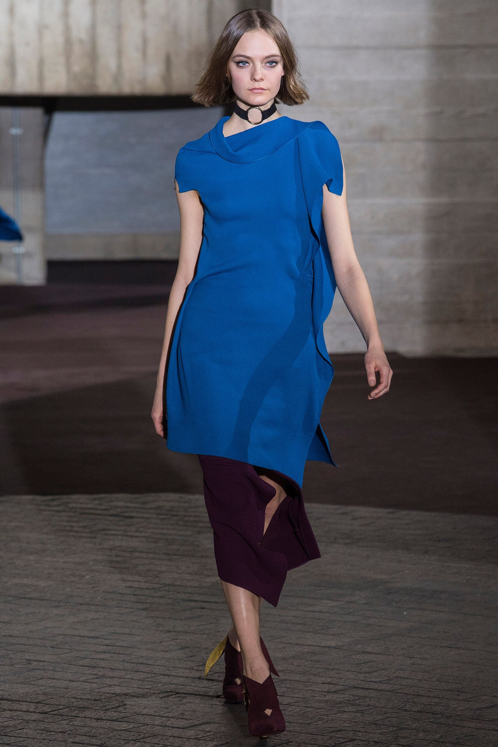 Roland Mouret F/W 17 Look 25