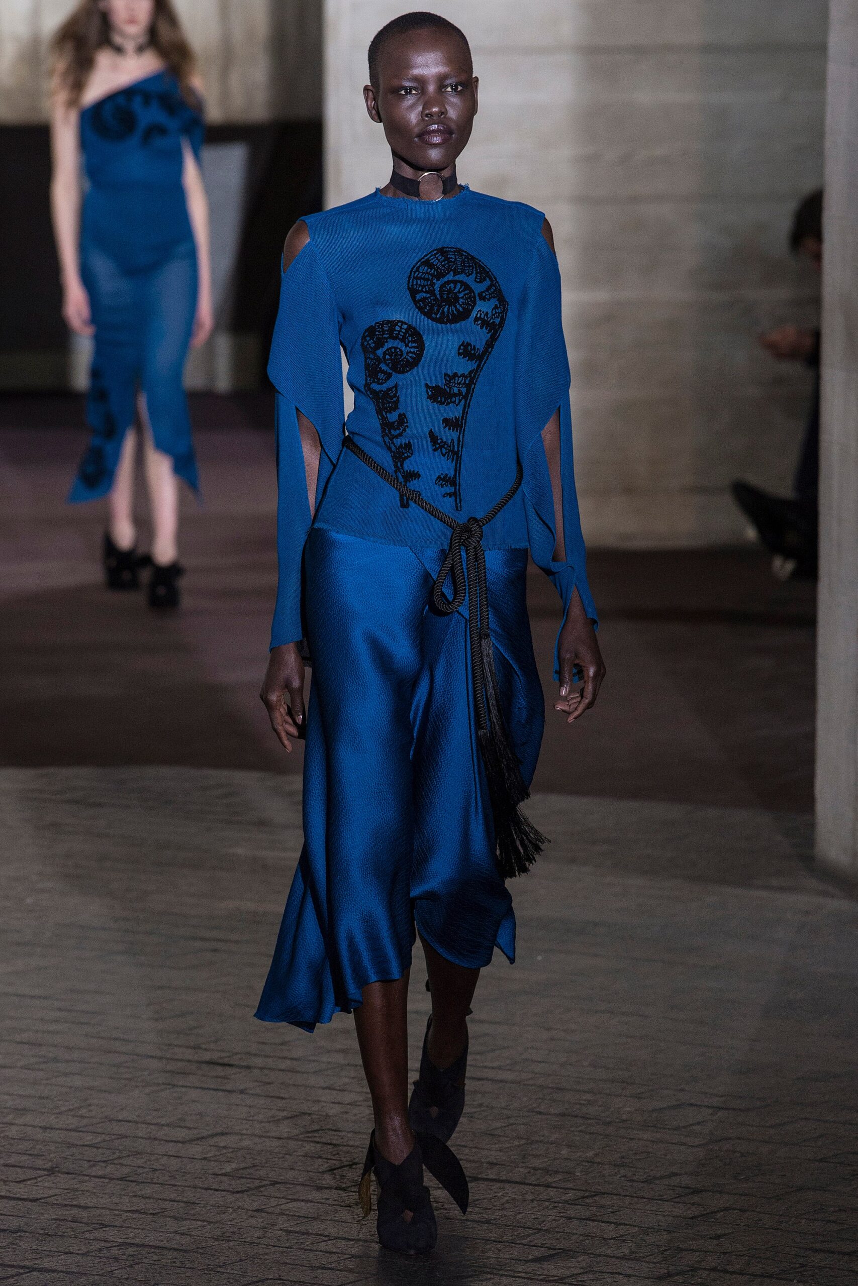 Roland Mouret F/W 17 Look 28