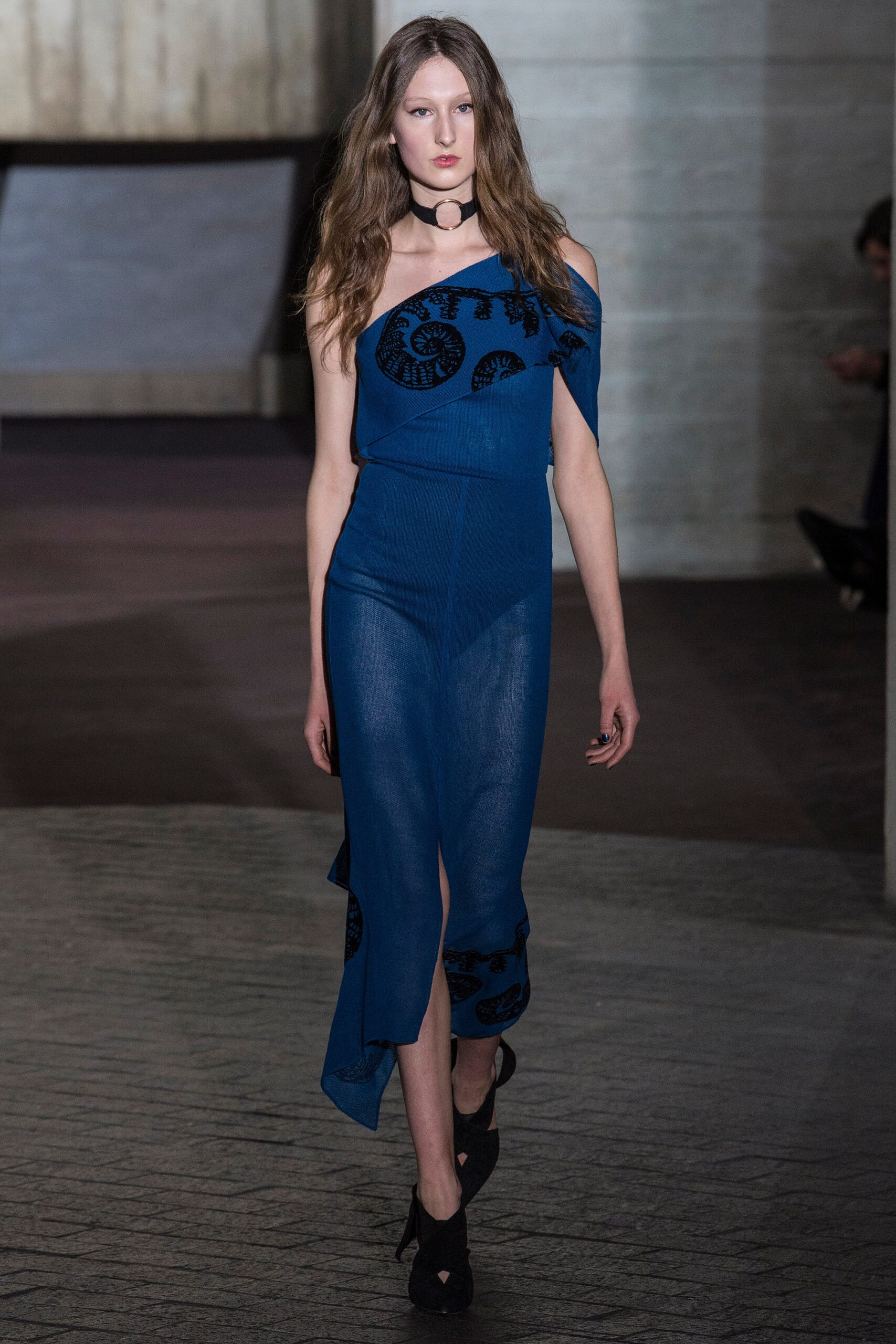 Roland Mouret F/W 17 Look 29