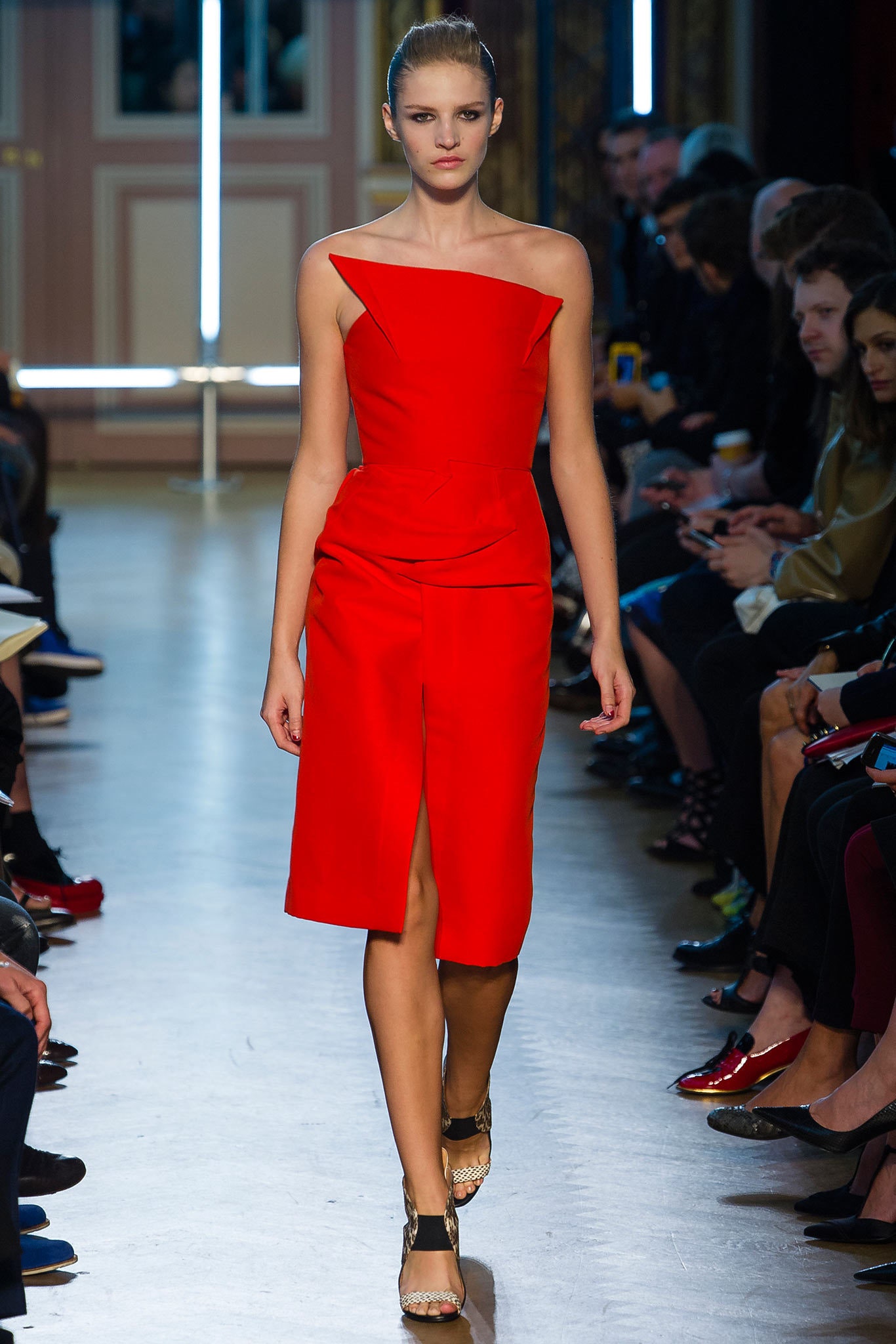 Roland Mouret S/S 13 Look 4