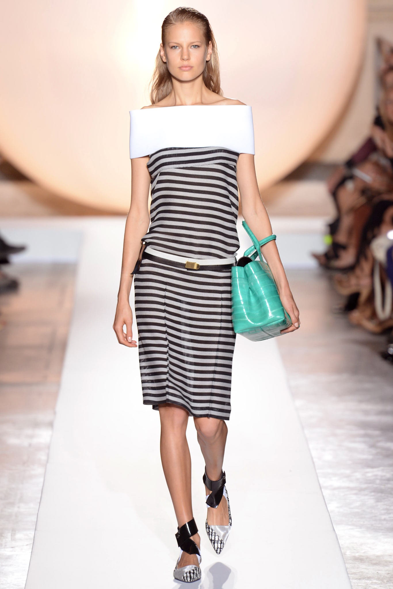 Roland Mouret S/S 14 Look 6
