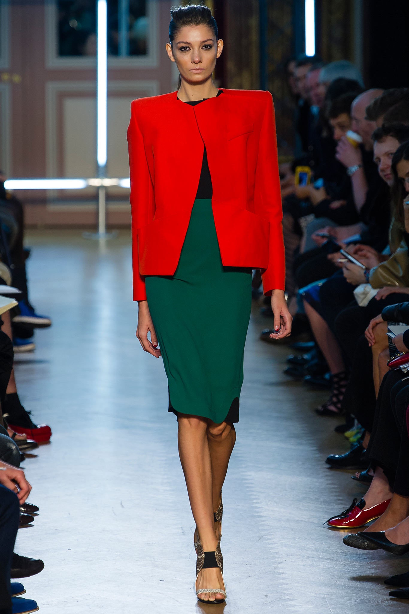 Roland Mouret S/S 13 Look 5