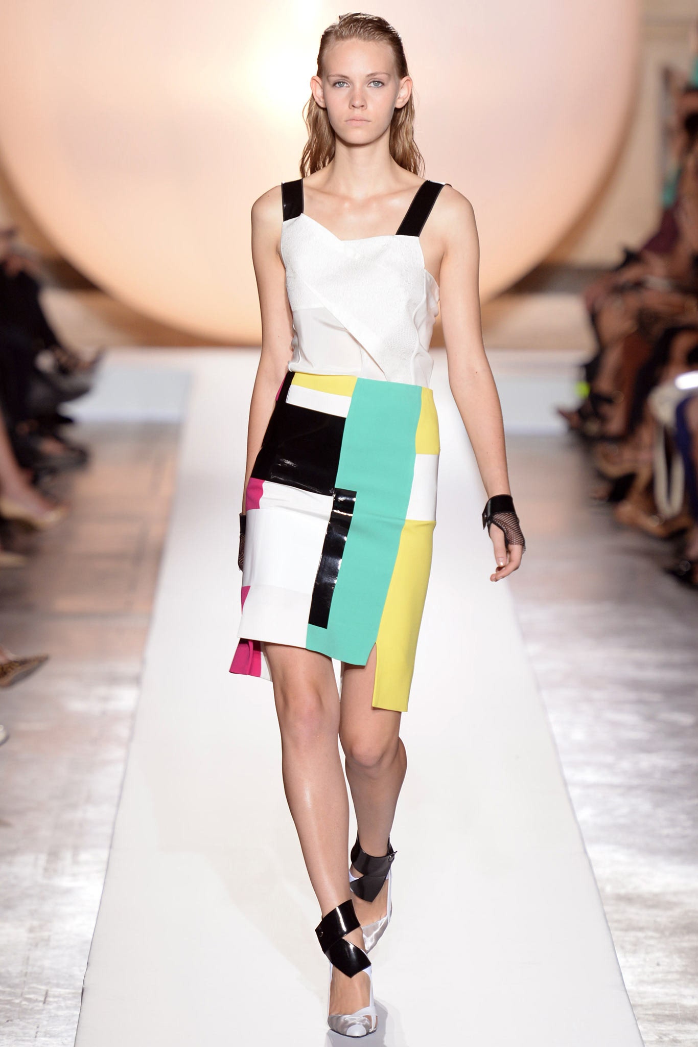 Roland Mouret S/S 14 Look 11