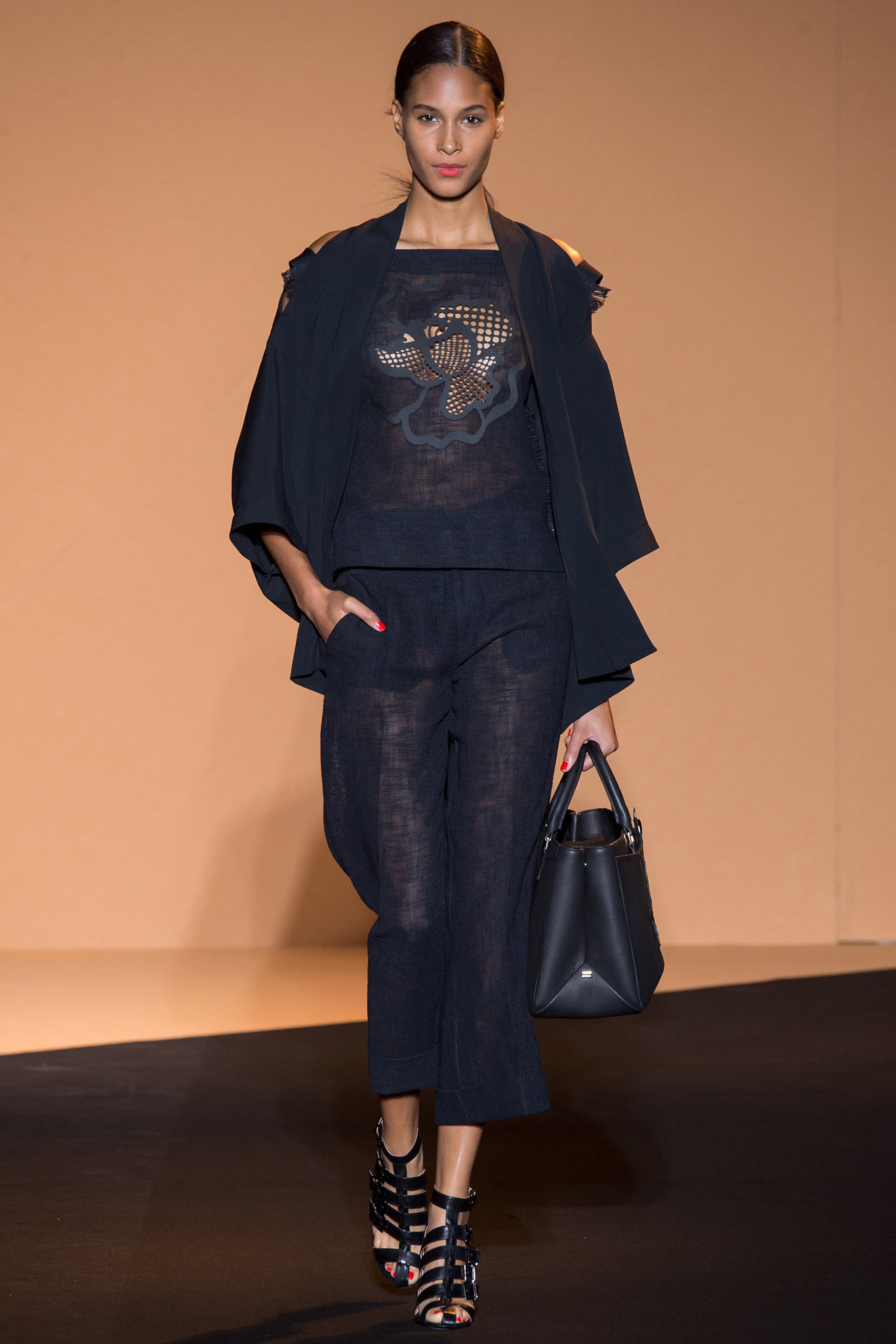 Roland Mouret S/S 15 Look 8