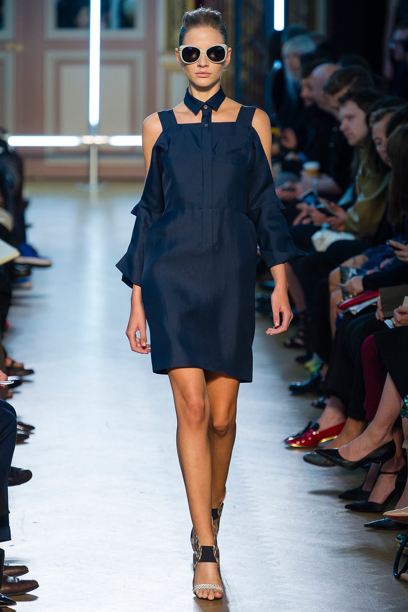 Roland Mouret S/S 13 Look 12