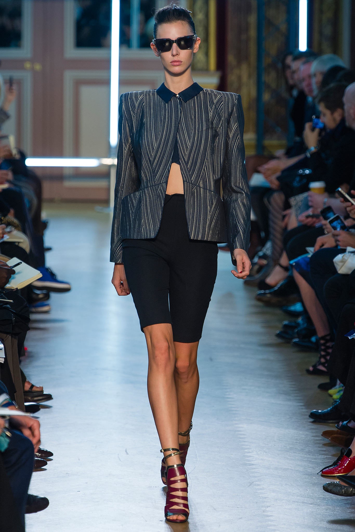 Roland Mouret S/S 13 Look 15