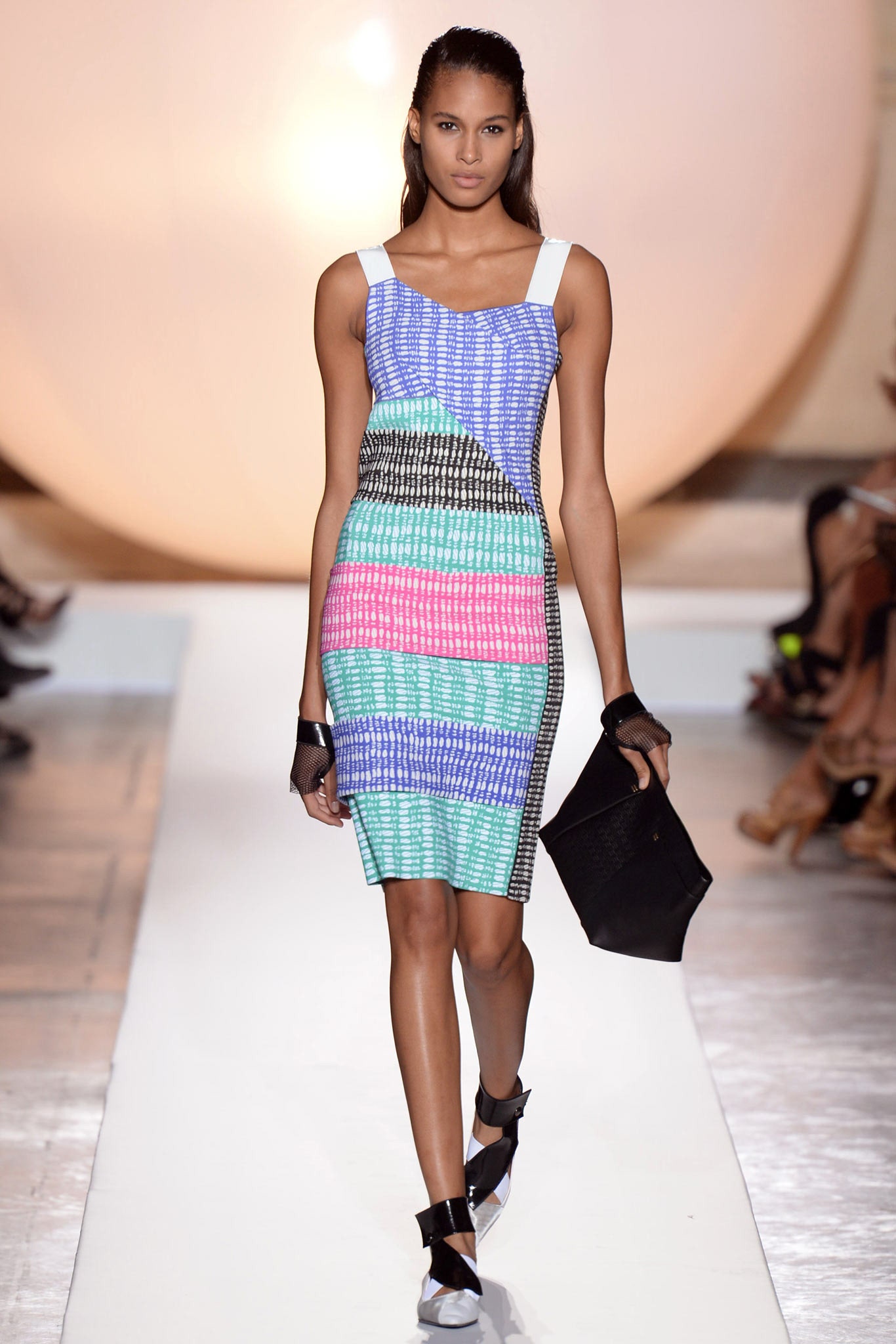 Roland Mouret S/S 14 Look 20