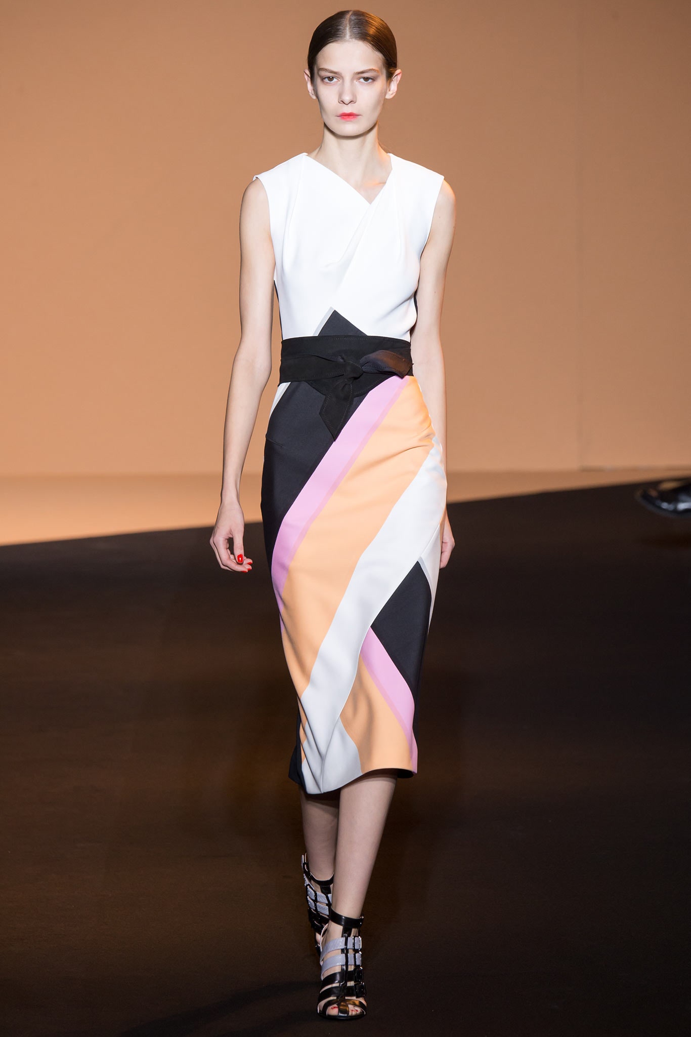 Roland Mouret S/S 15 Look 17