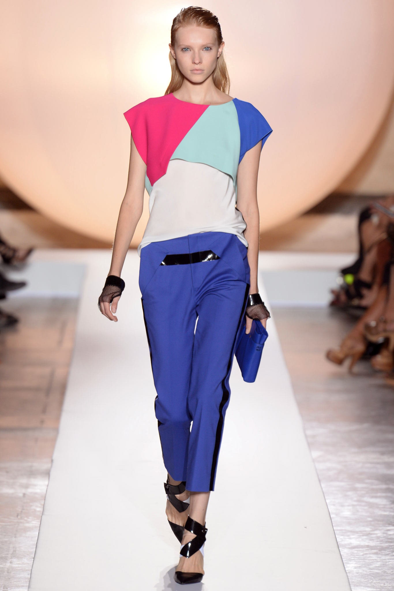 Roland Mouret S/S 14 Look 22
