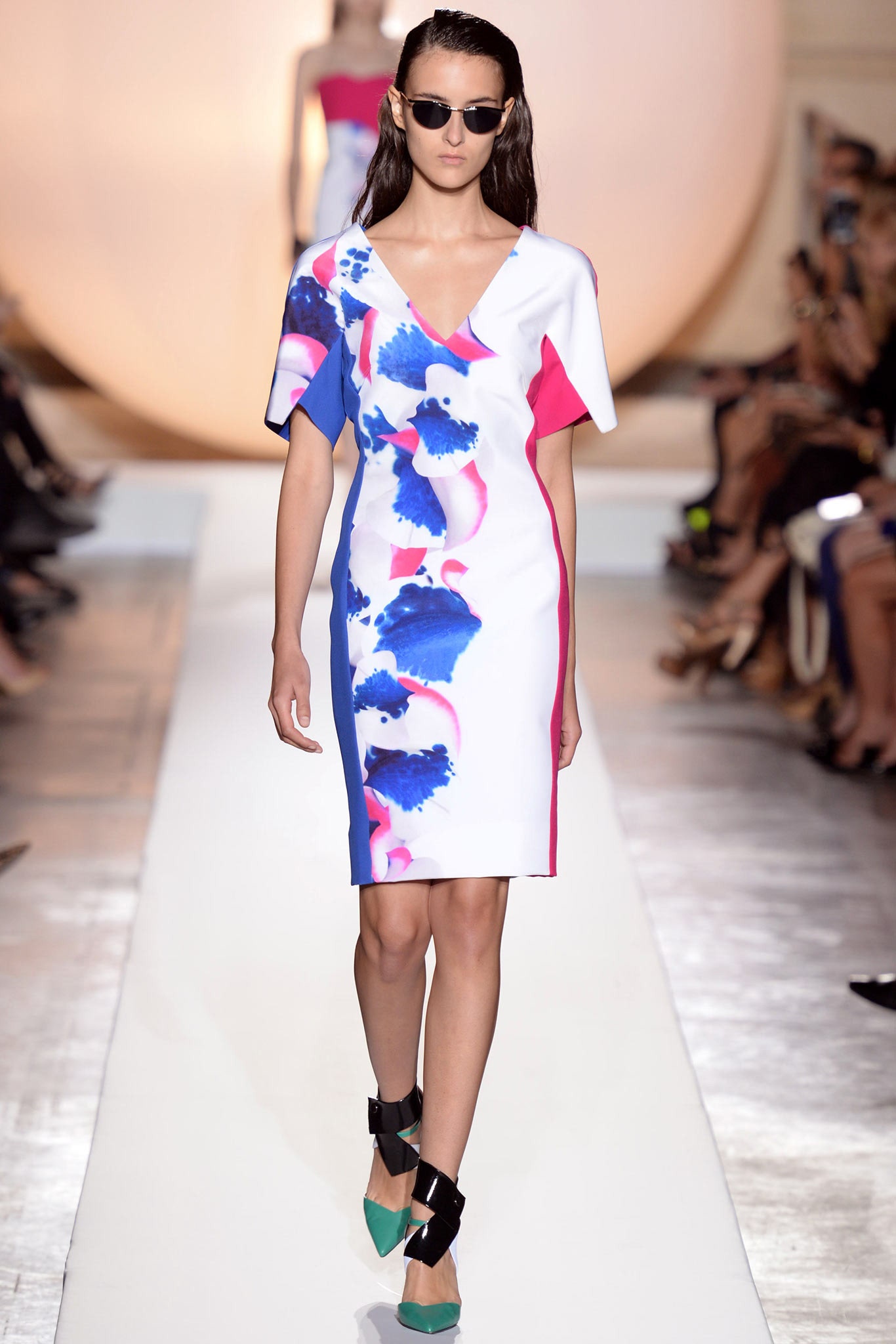 Roland Mouret S/S 14 Look 24