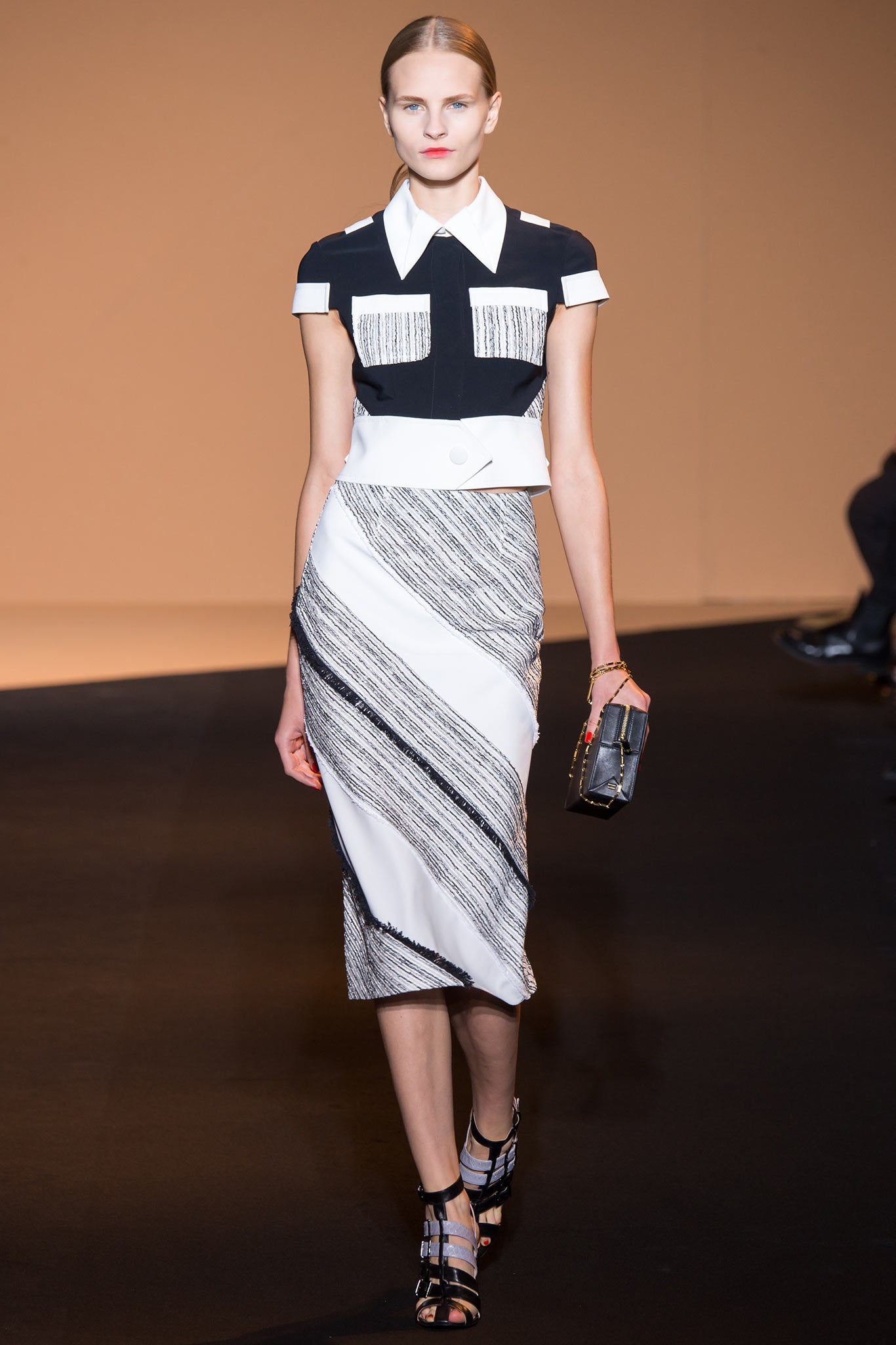 Roland Mouret S/S 15 Look 22