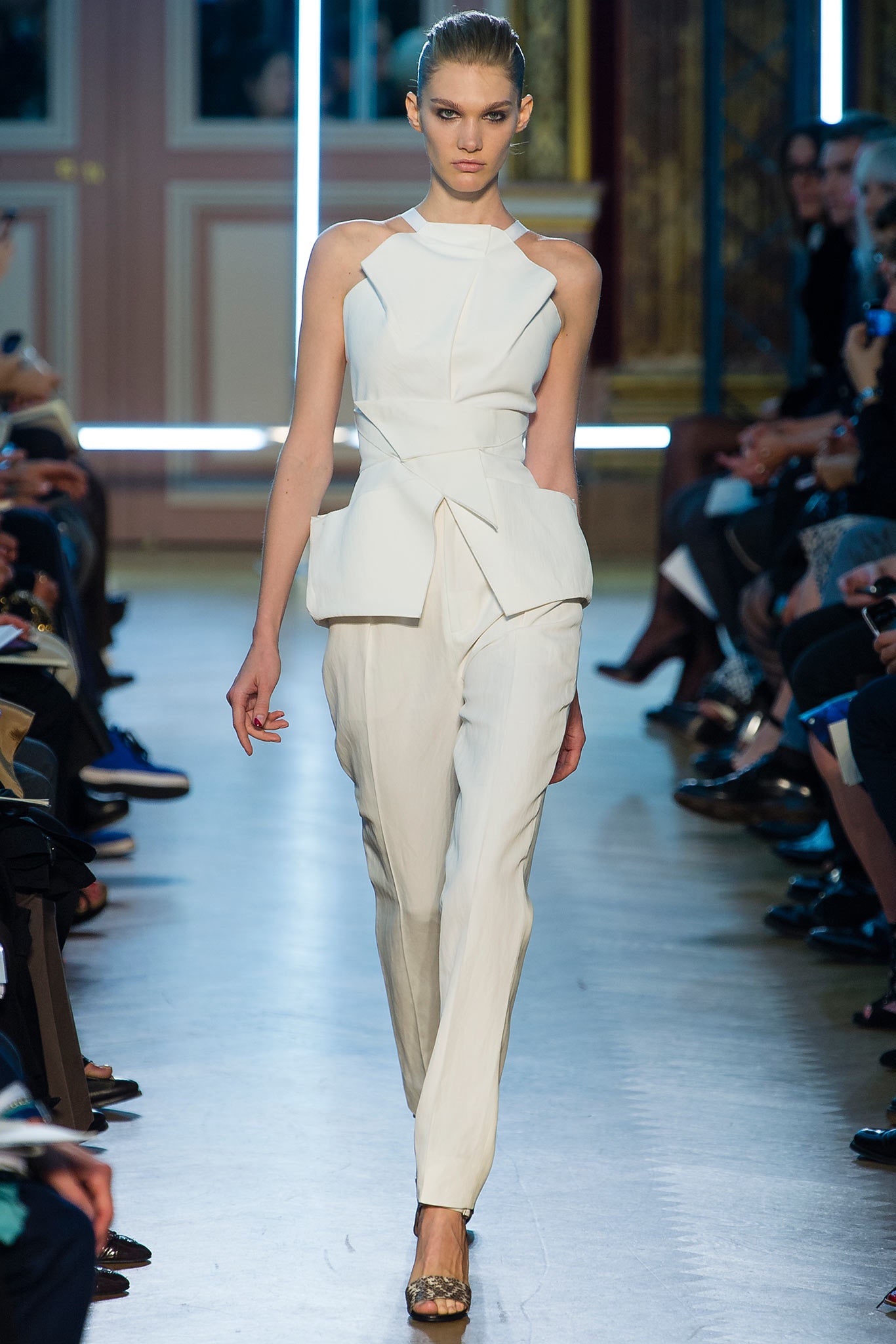 Roland Mouret S/S 13 Look 29