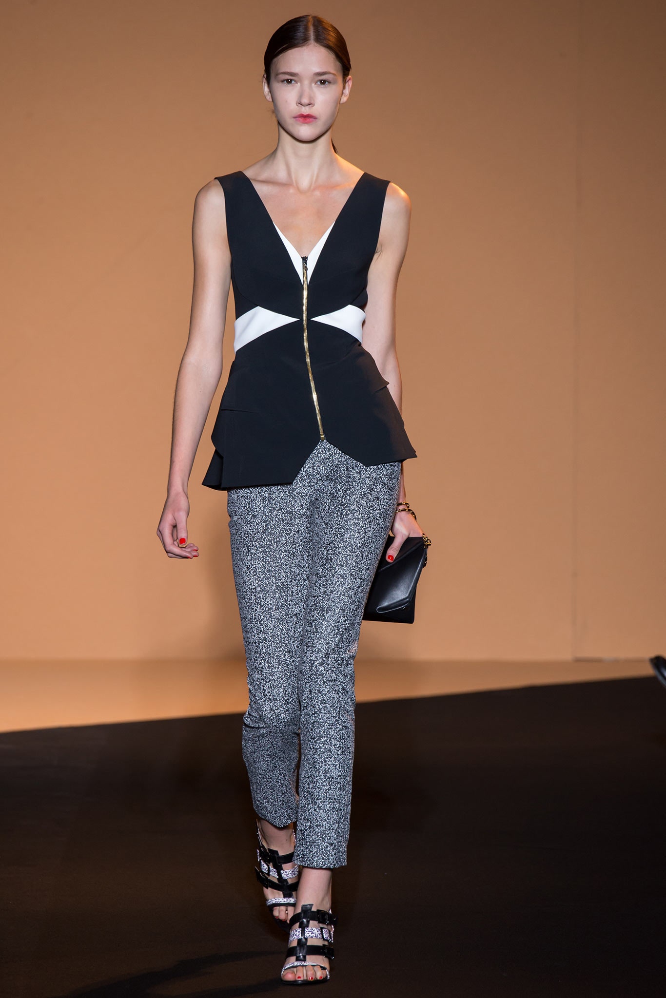 Roland Mouret S/S 15 Look 25