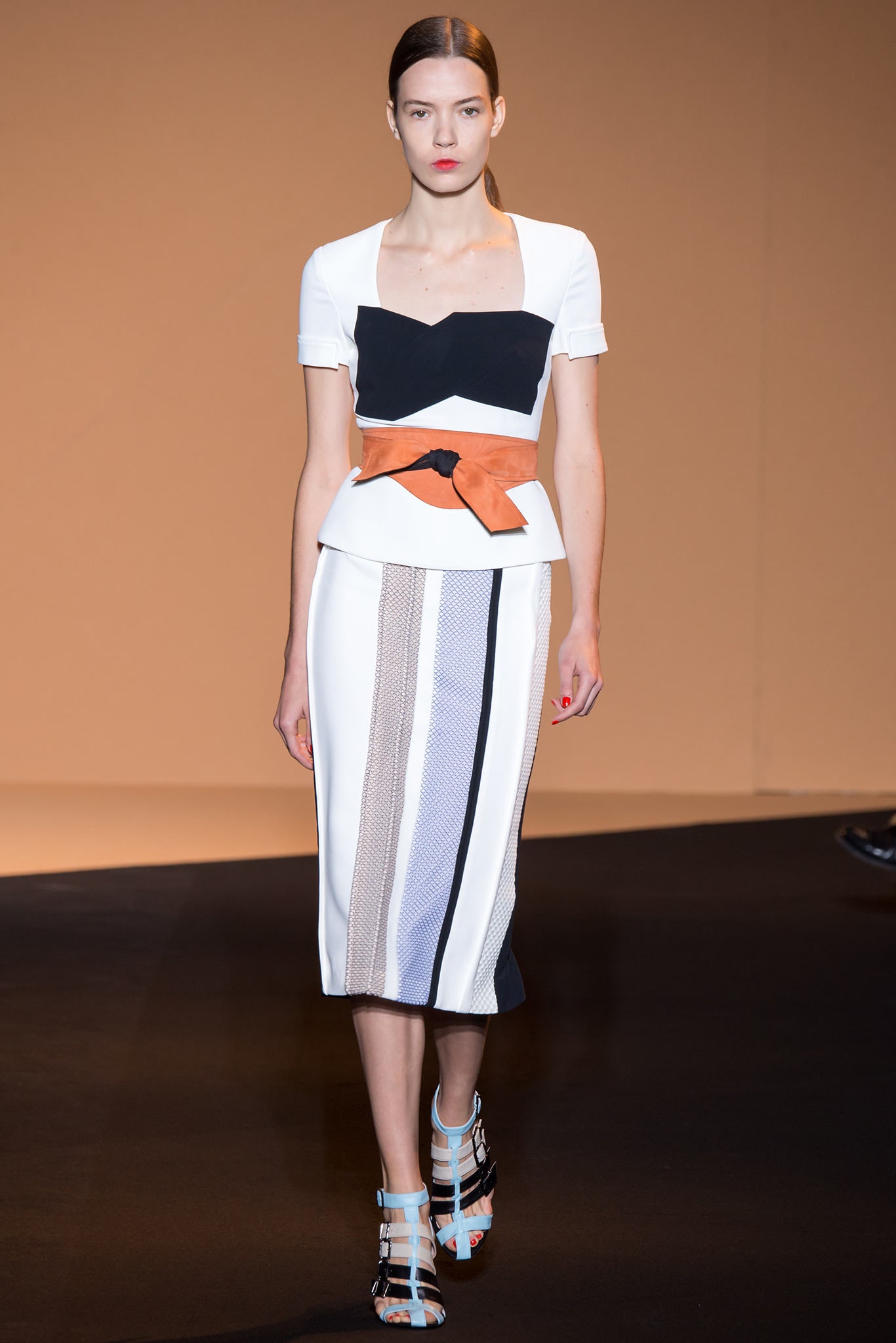 Roland Mouret S/S 15 Look 32