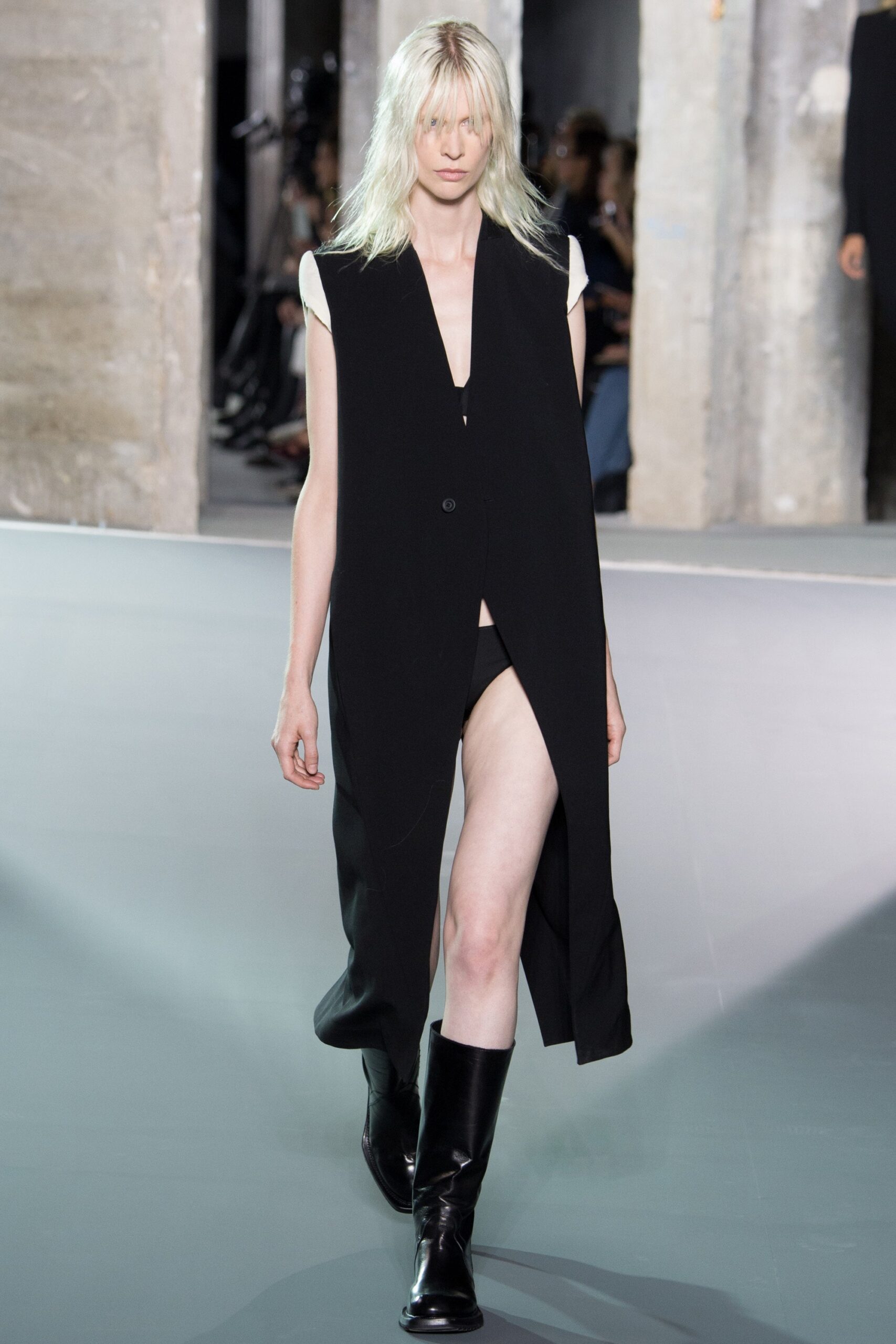 Rick Owens S/S 16 Look 1