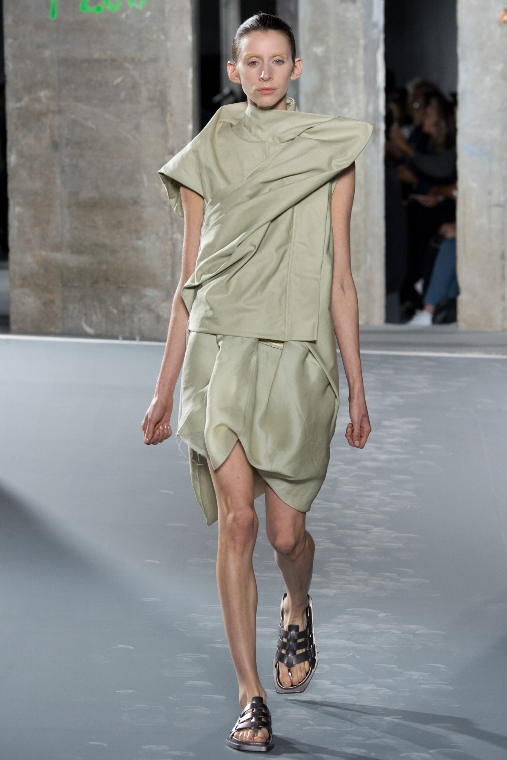 Rick Owens S/S 16 Look 20