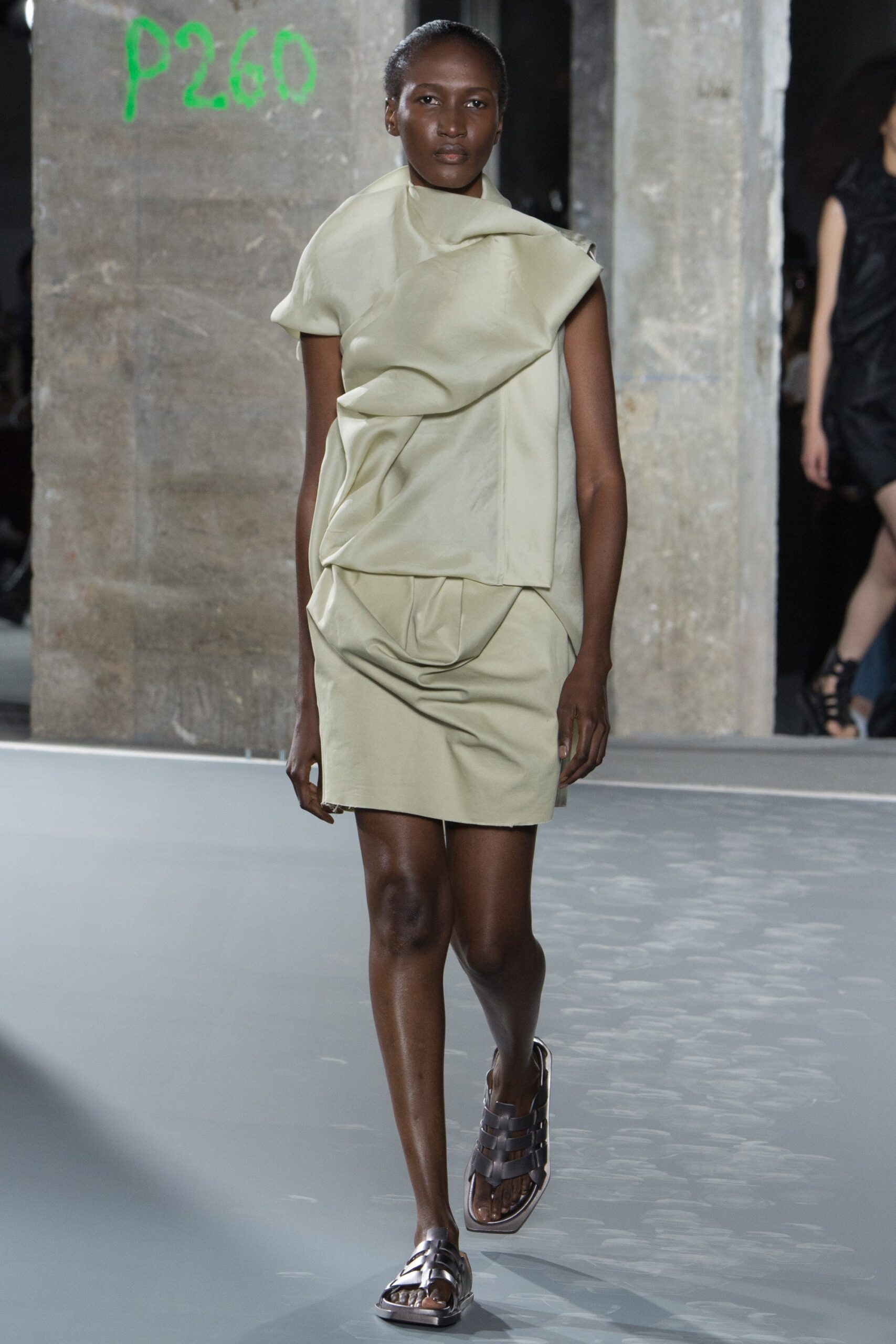 Rick Owens S/S 16 Look 21