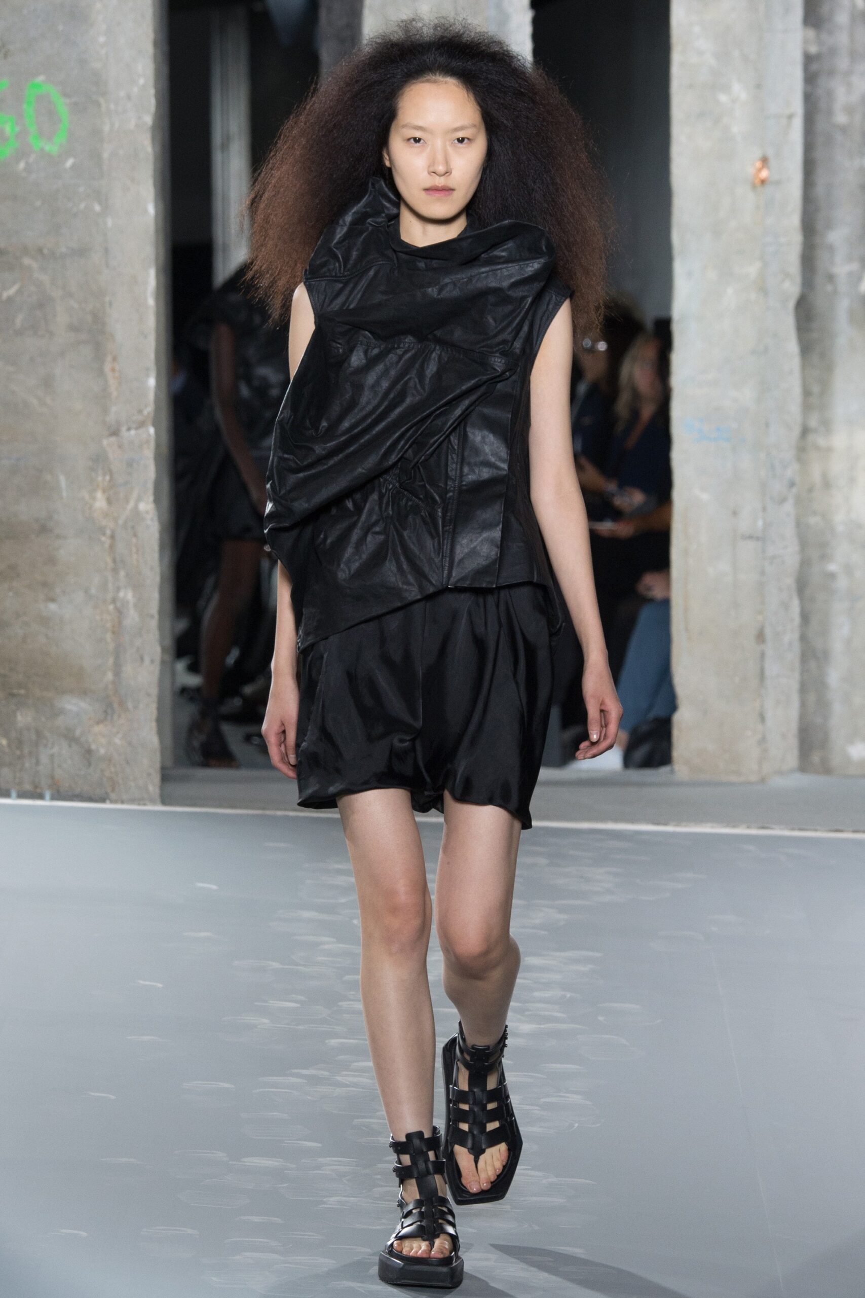 Rick Owens S/S 16 Look 22