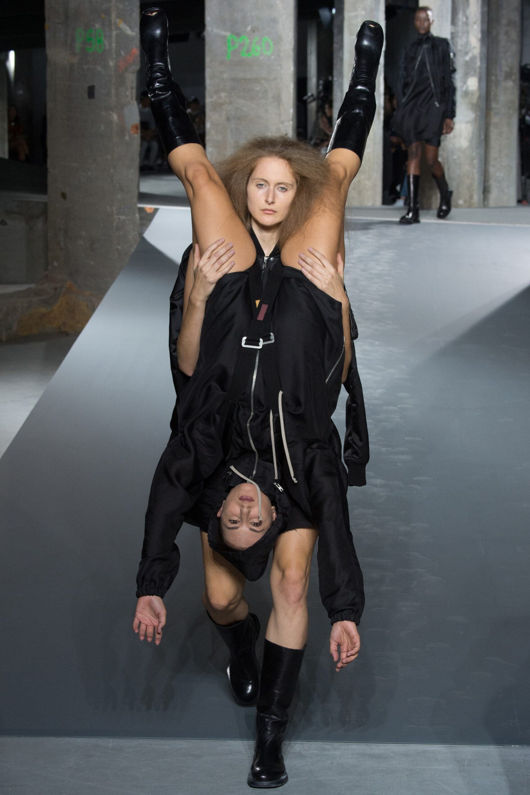 Rick Owens S/S 16 Look 28