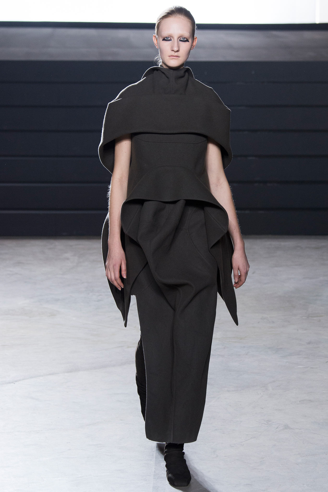 Rick Owens F/W 15 Look 7