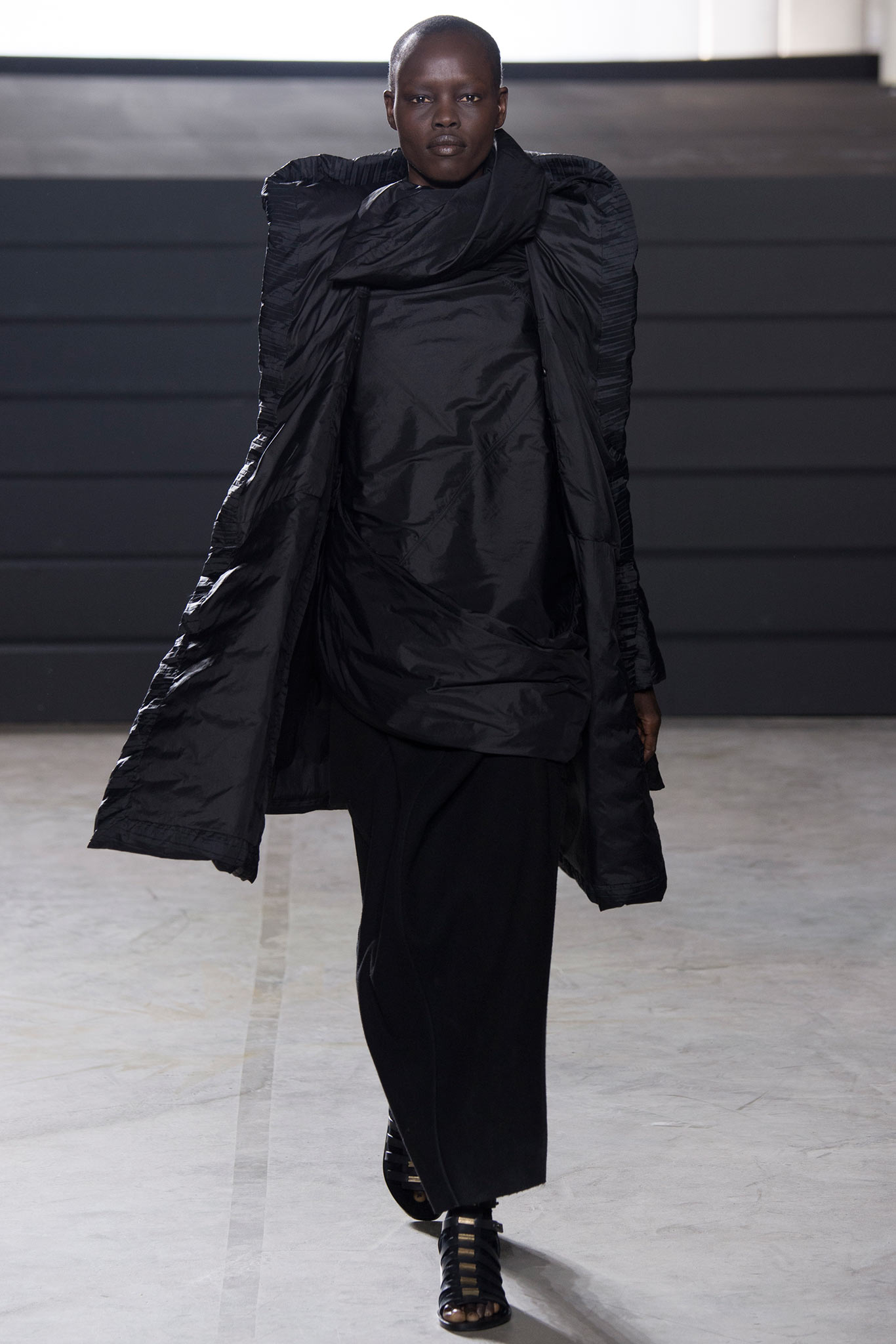 Rick Owens F/W 15 Look 15