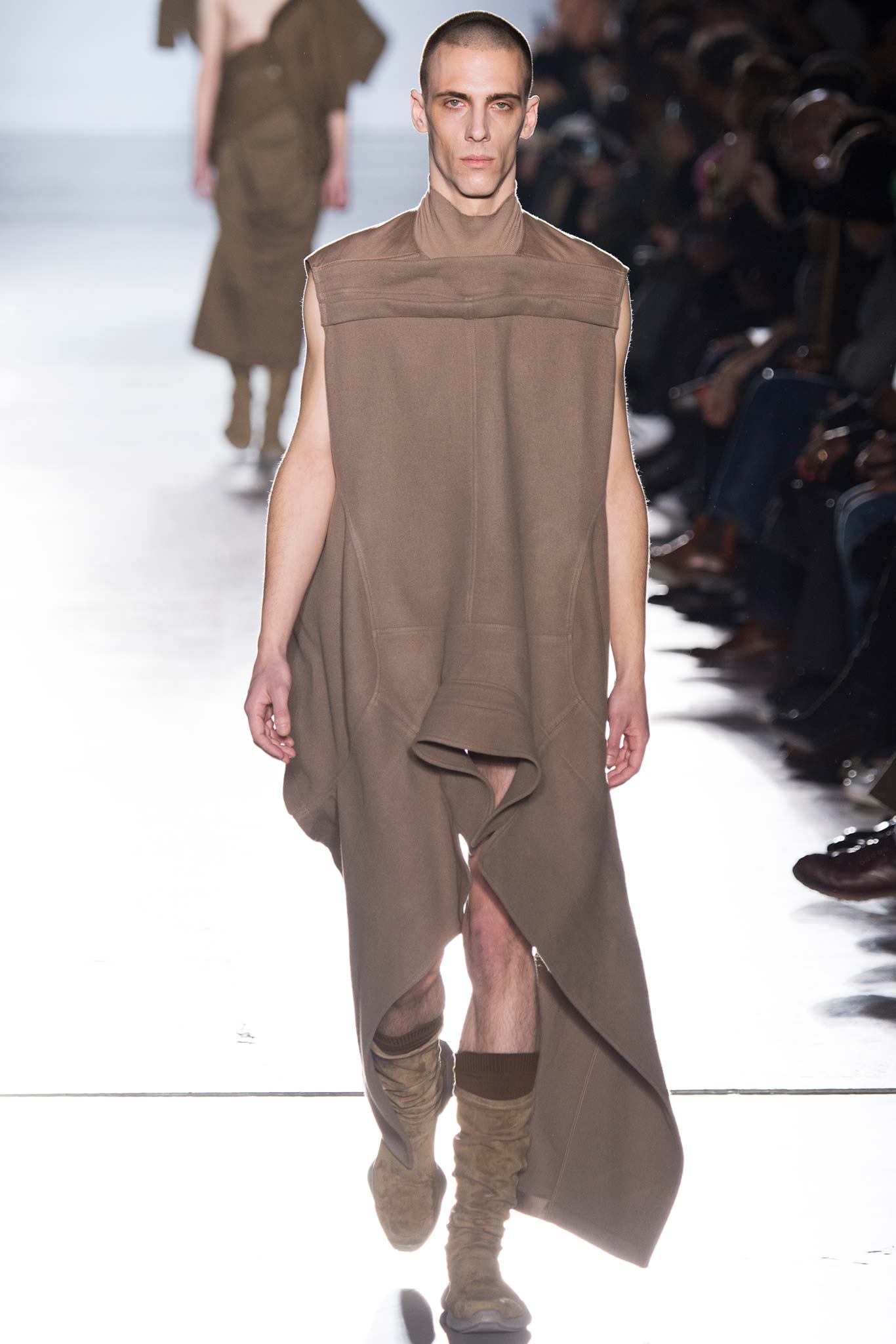Rick Owens F/W 15 Menswear Look 19
