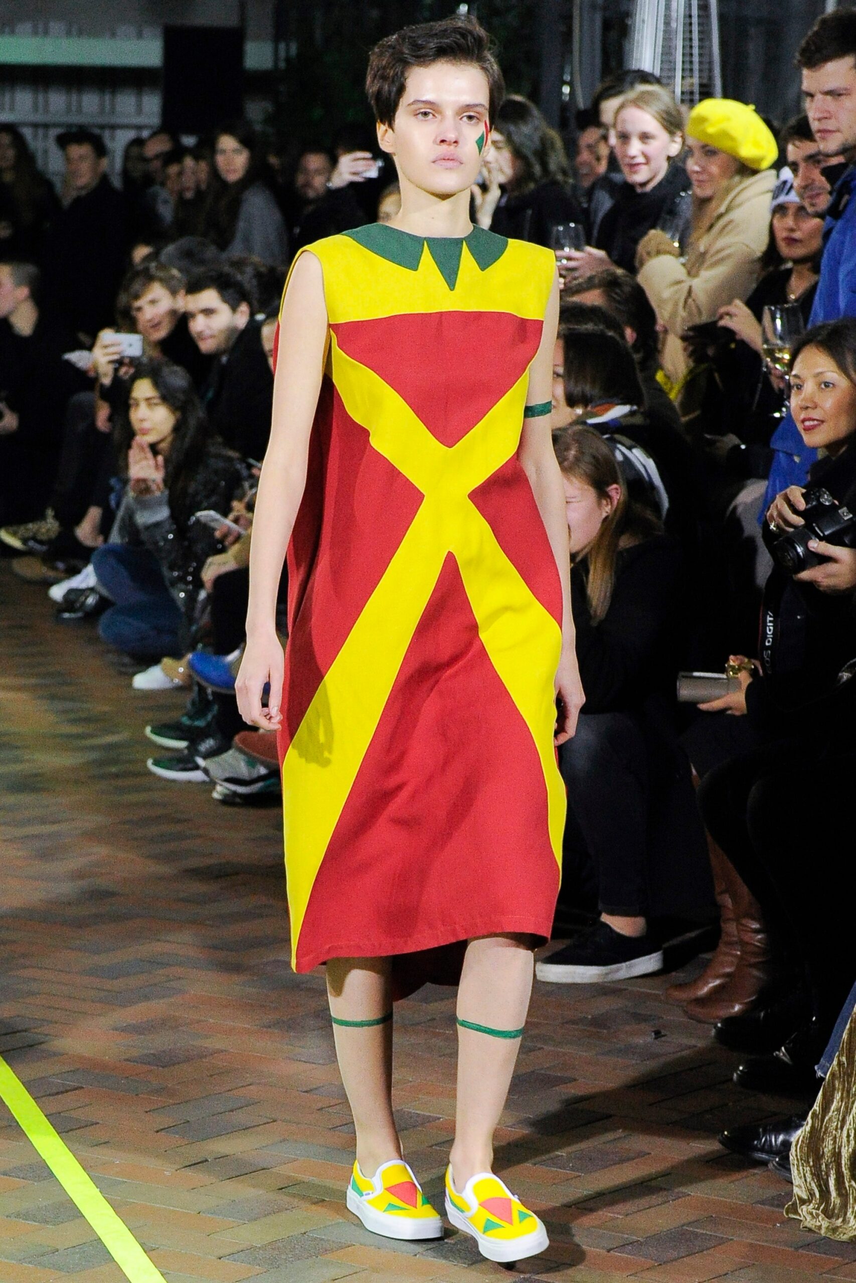 Ria Keburia Russia S/S 16 Look 11
