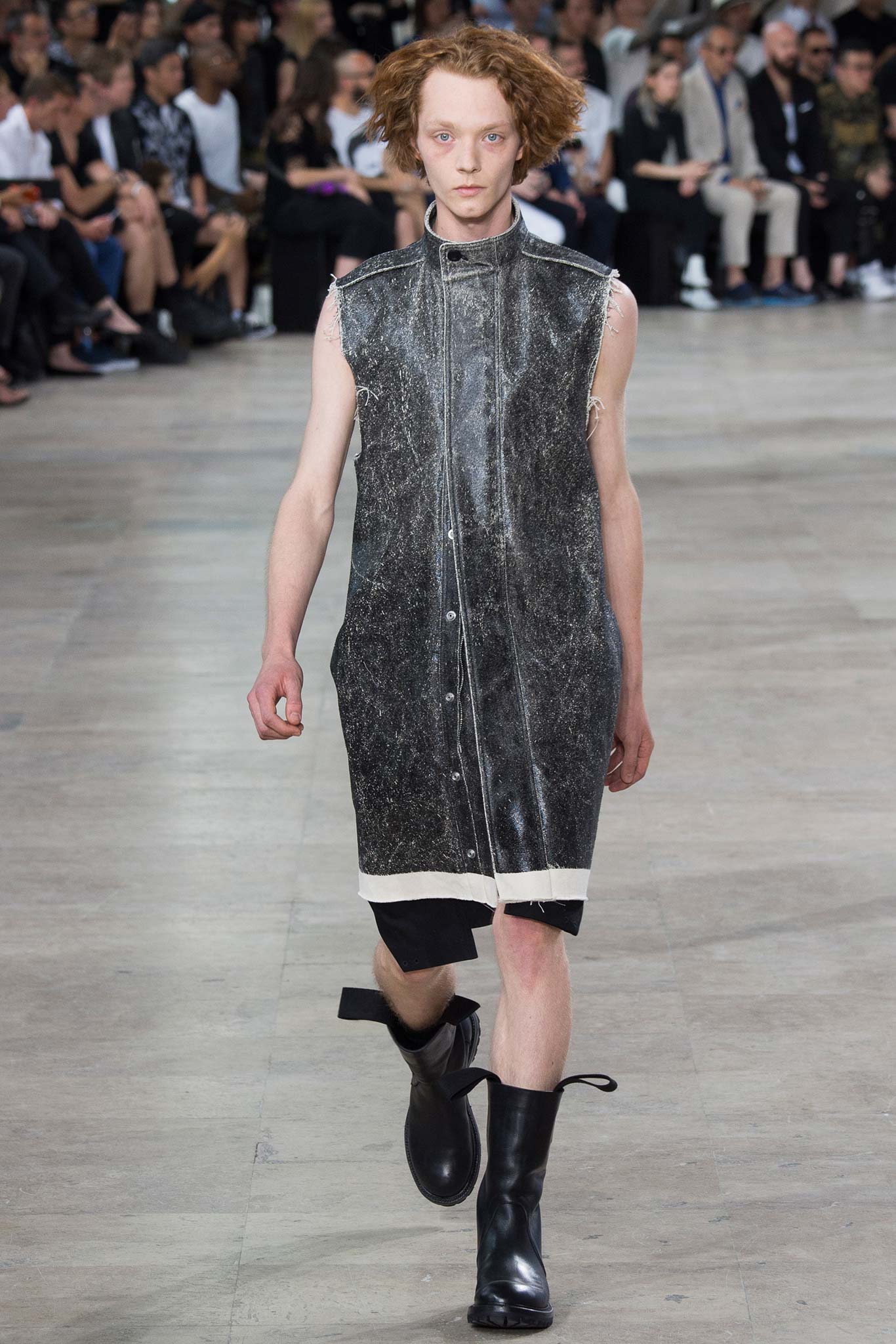 Rick Owens S/S 16 Menswear Look 1