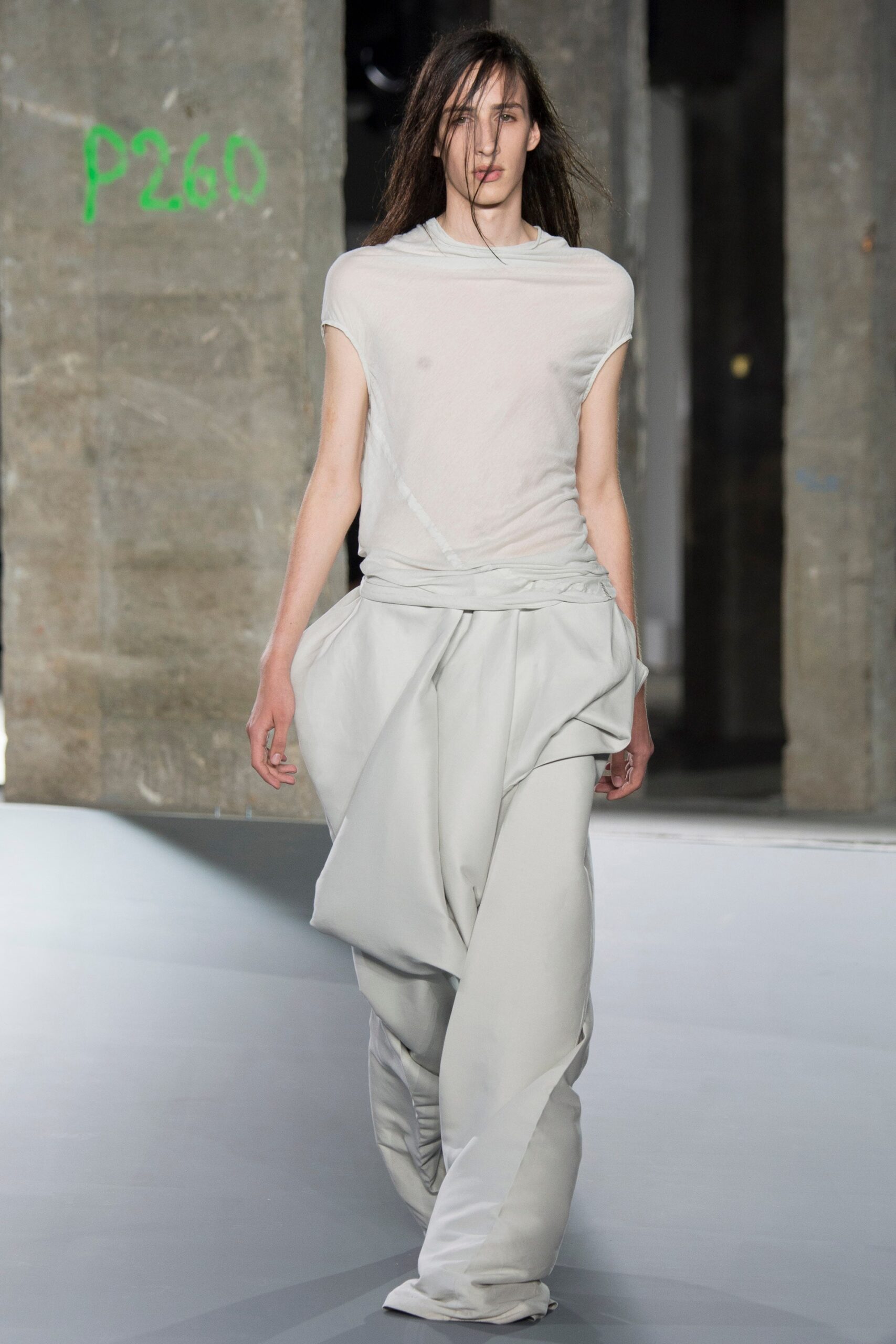 Rick Owens S/S 17 Menswear Look 3