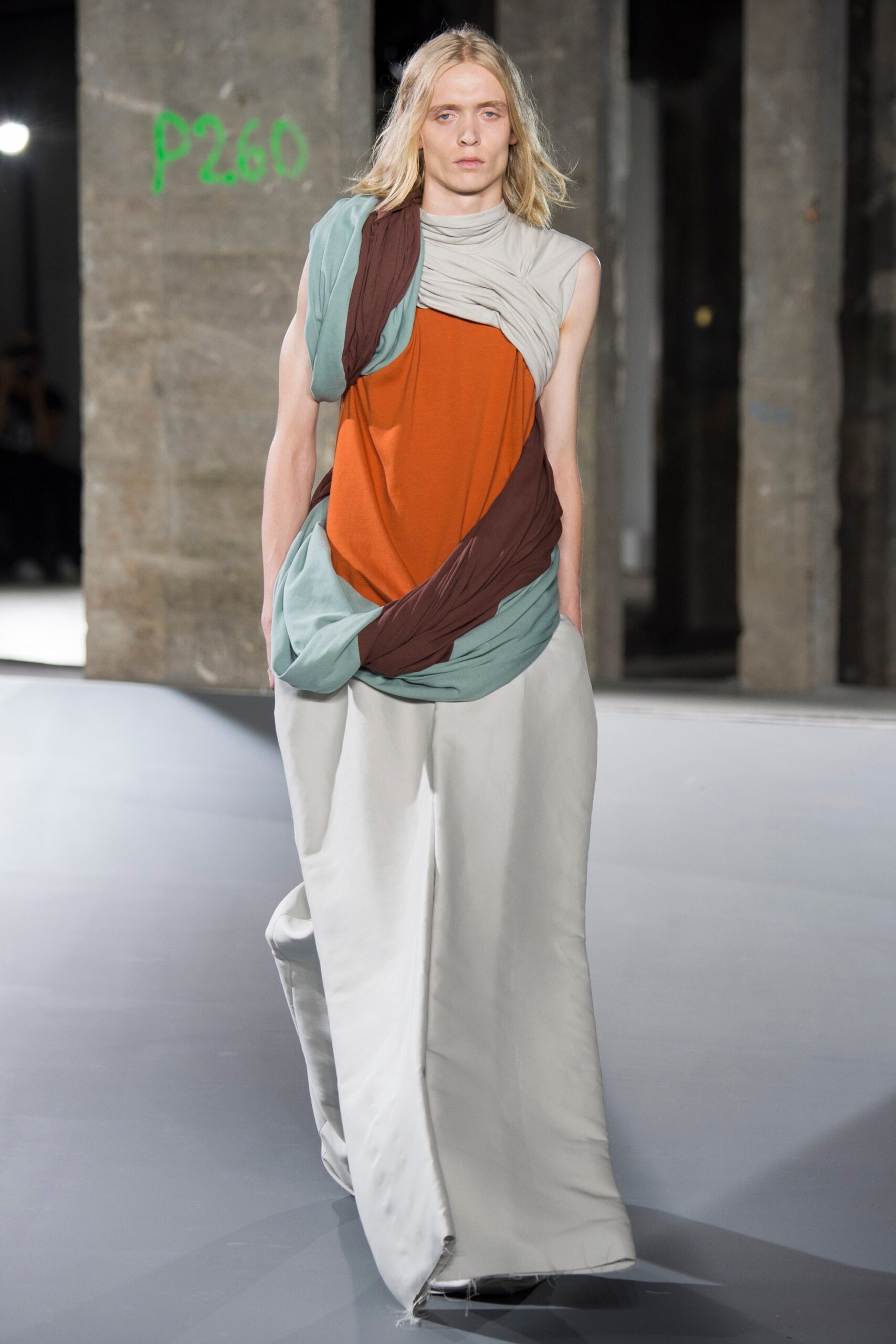 Rick Owens S/S 17 Menswear Look 10