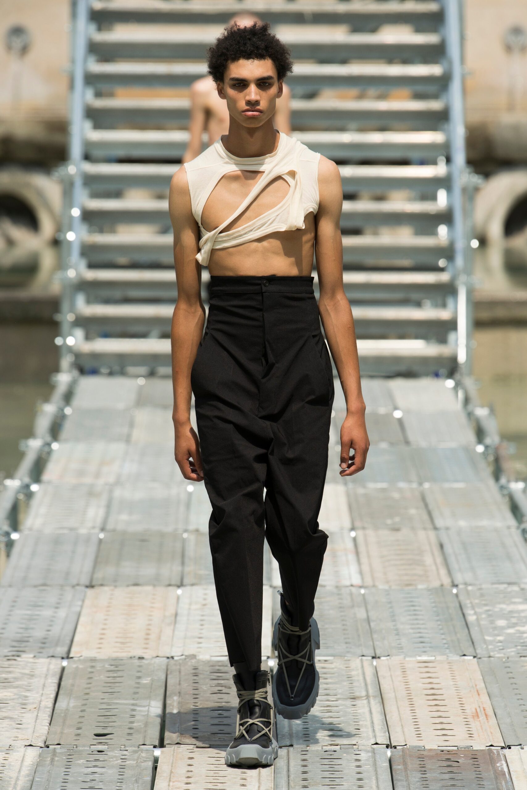 Rick Owens S/S 18 Menswear Look 8