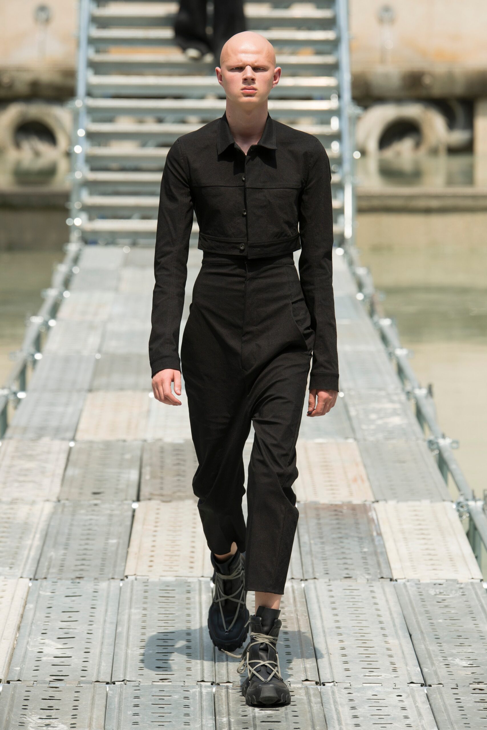 Rick Owens S/S 18 Menswear Look 11