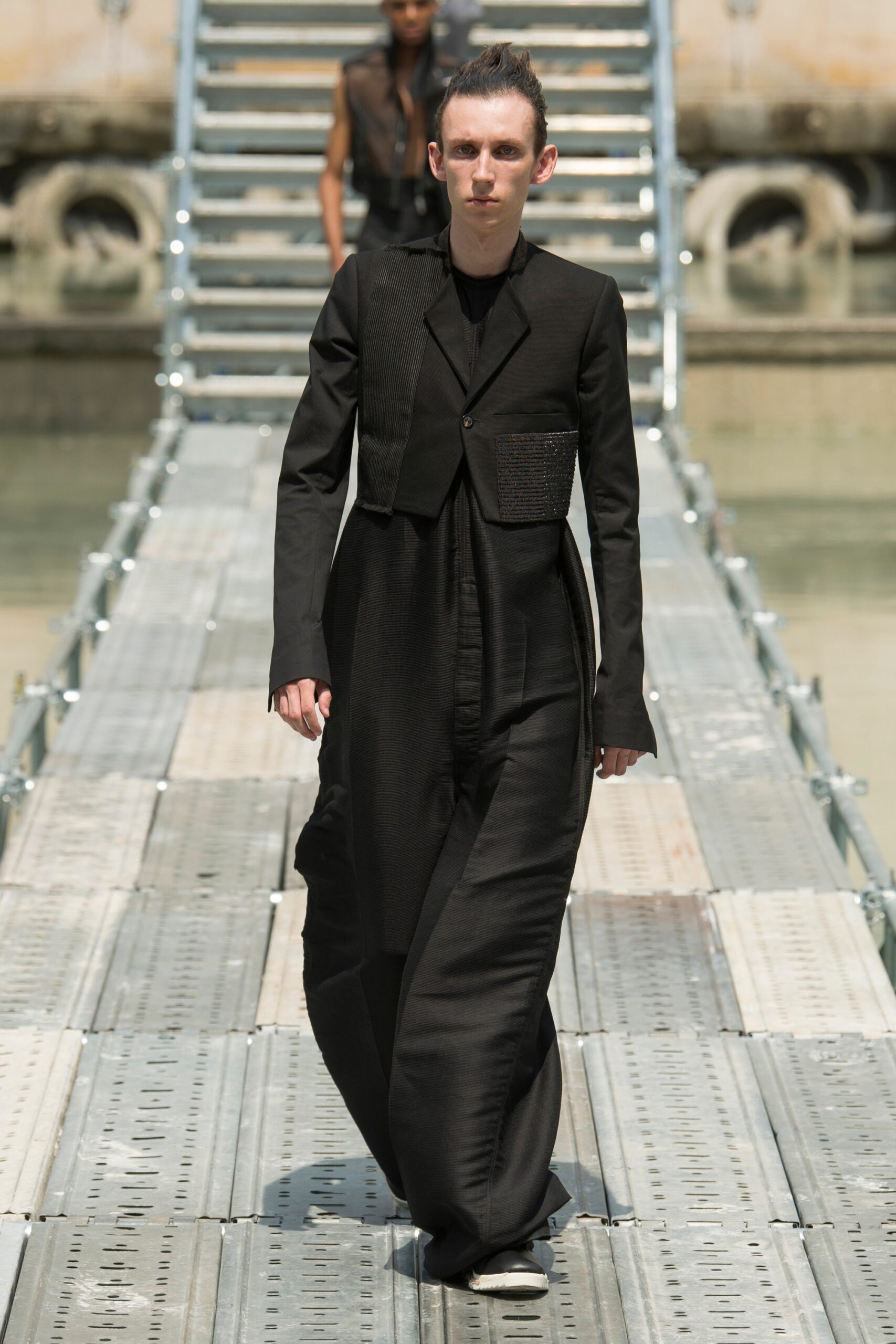 Rick Owens S/S 18 Menswear Look 16