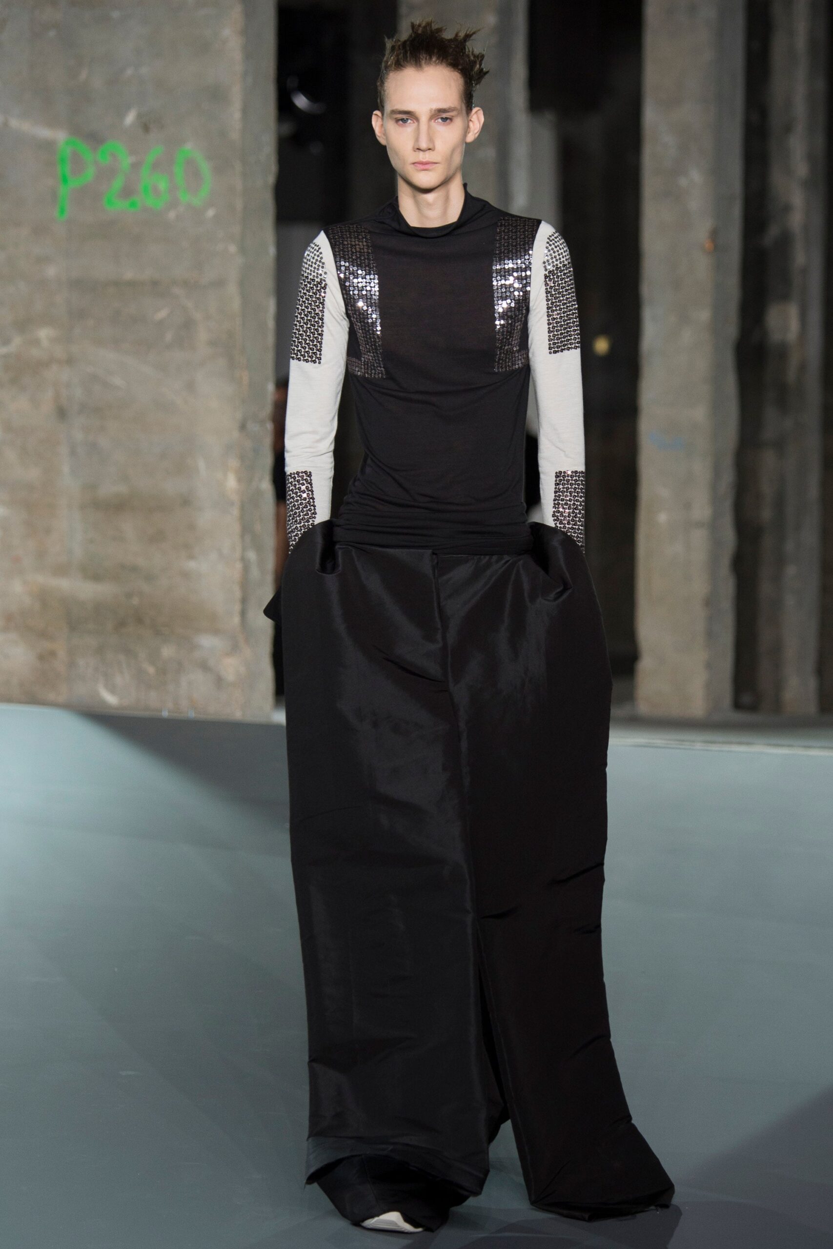 Rick Owens S/S 17 Menswear Look 21